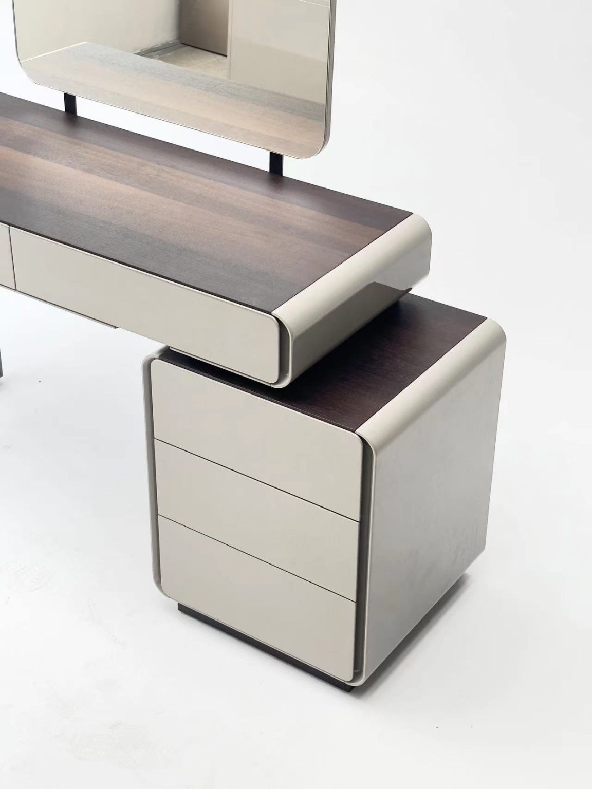 02 Dressing table 4