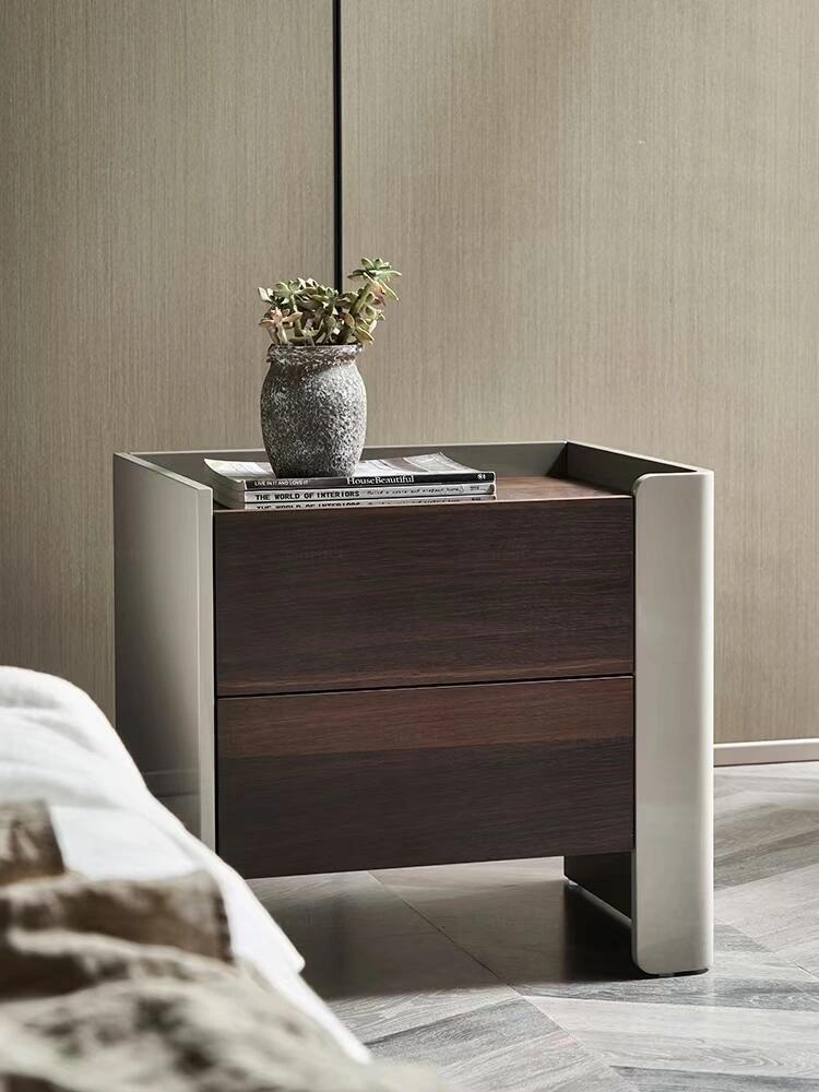 03 Nightstand