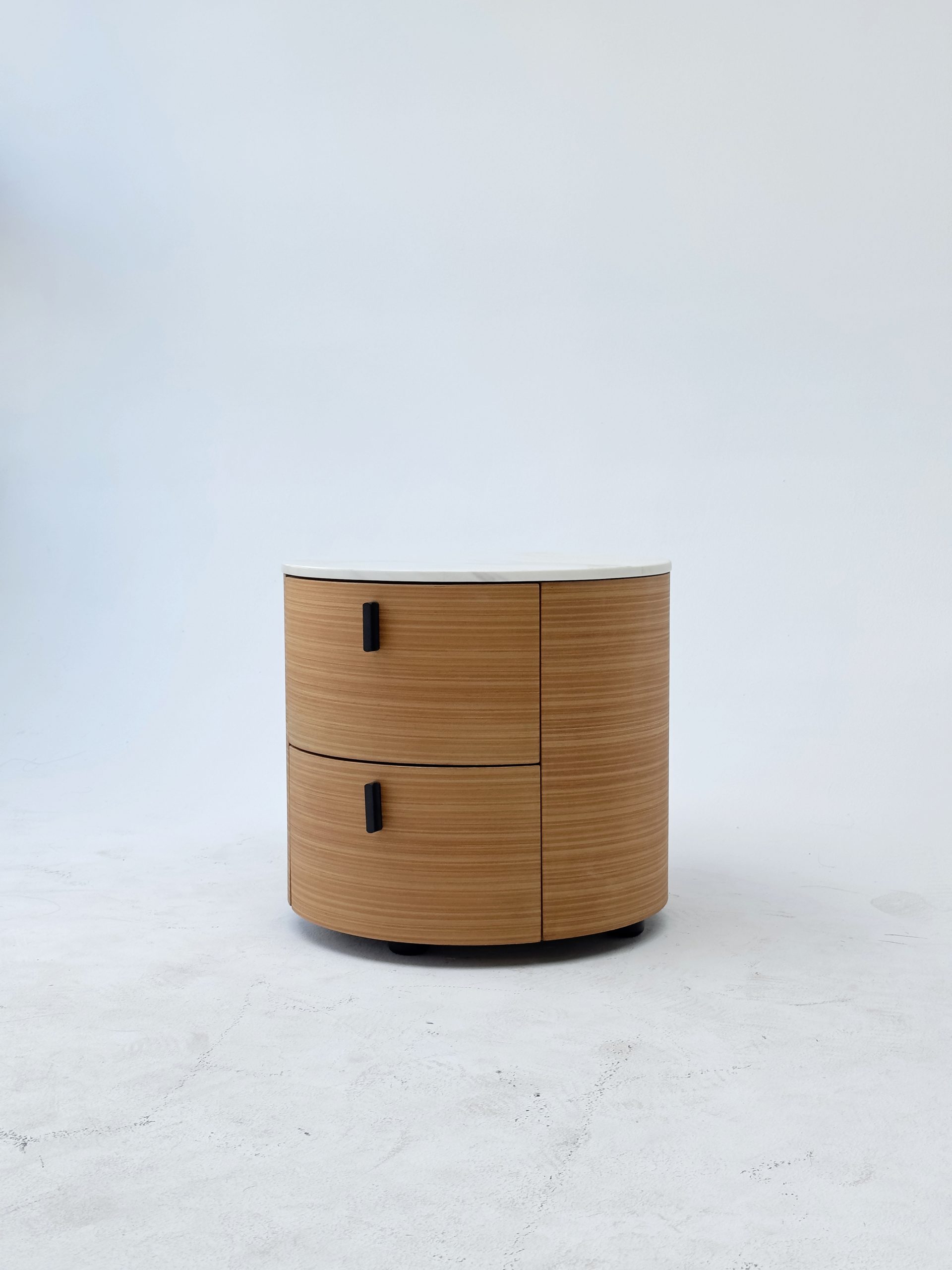 05 Nightstand 7