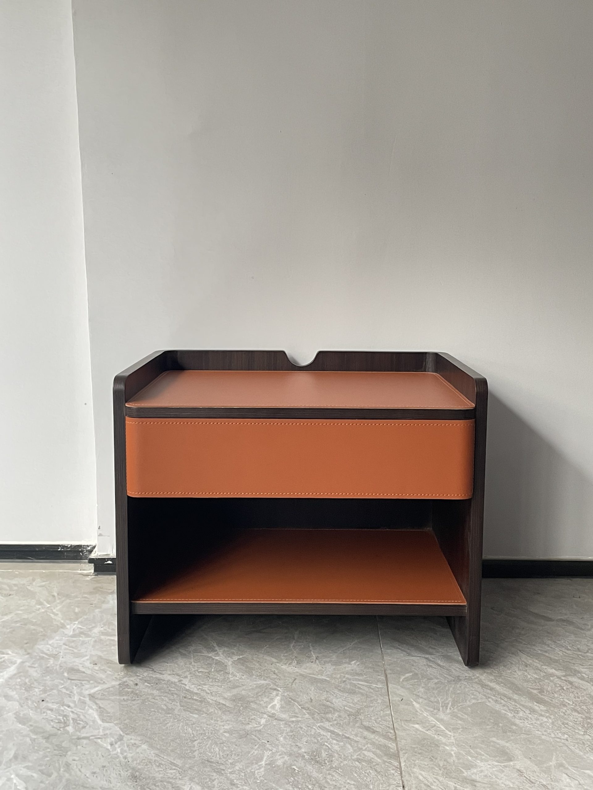 09 Nightstand 5