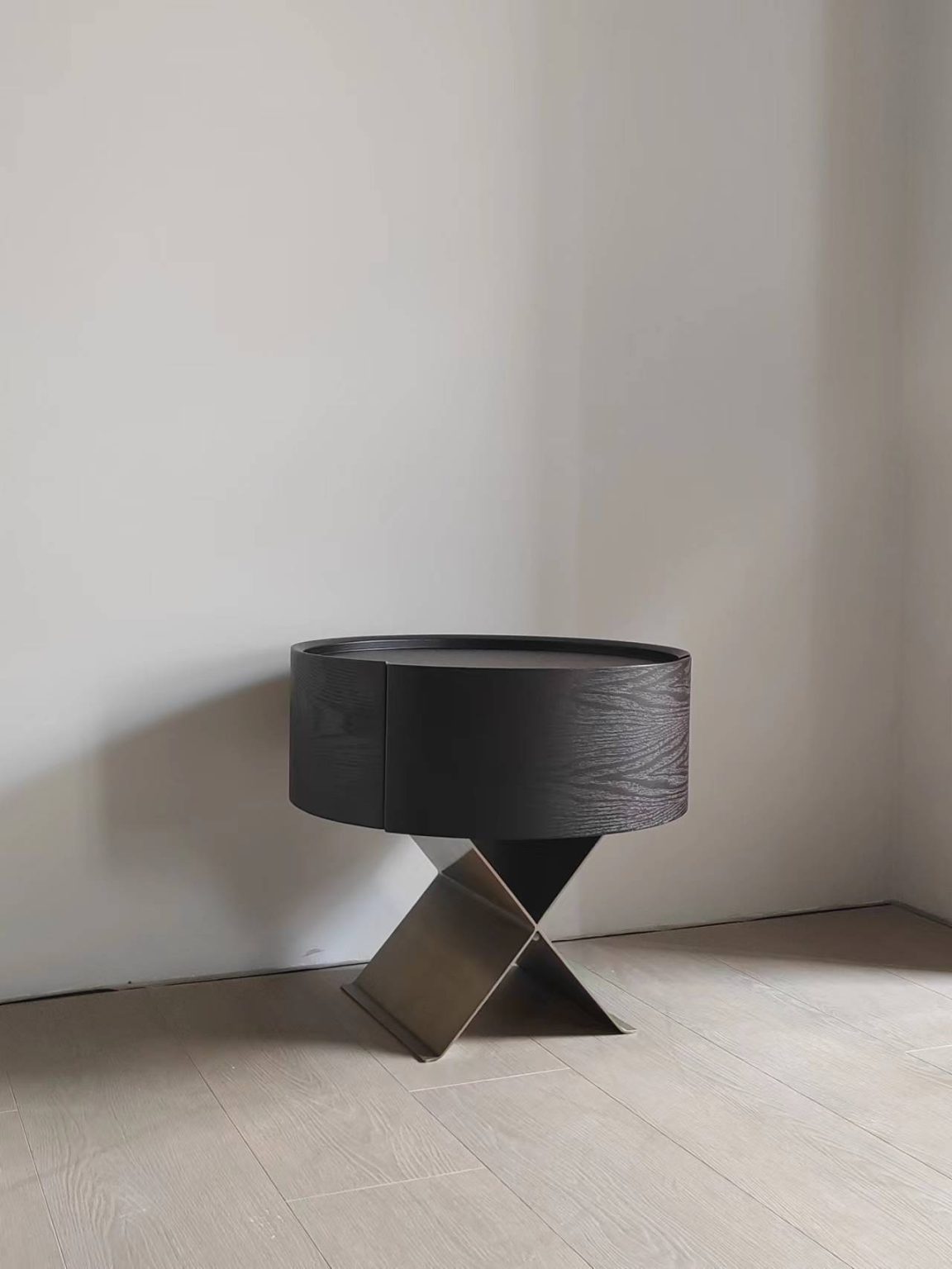 13 Nightstand 2