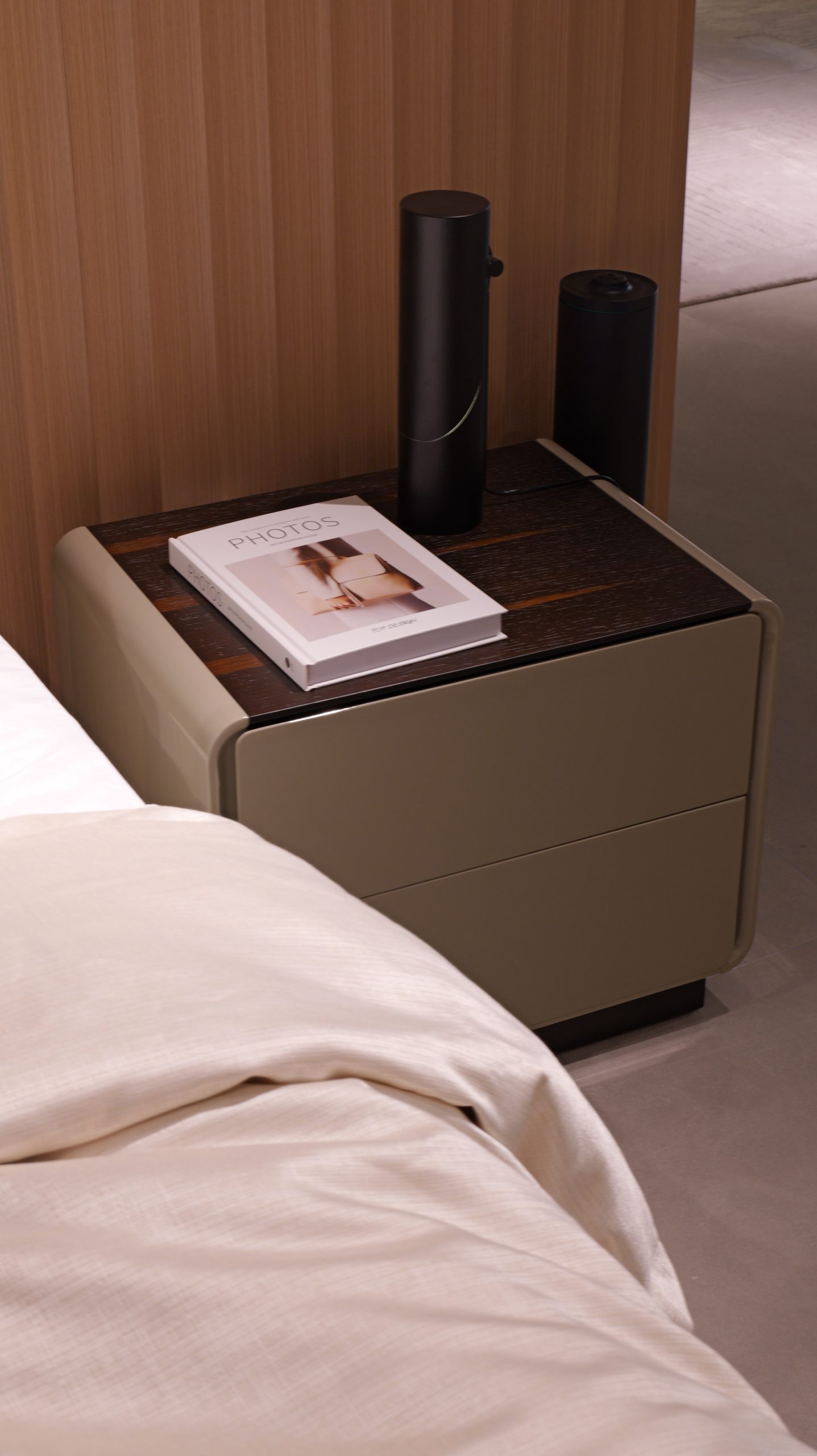 16 Nightstand 7