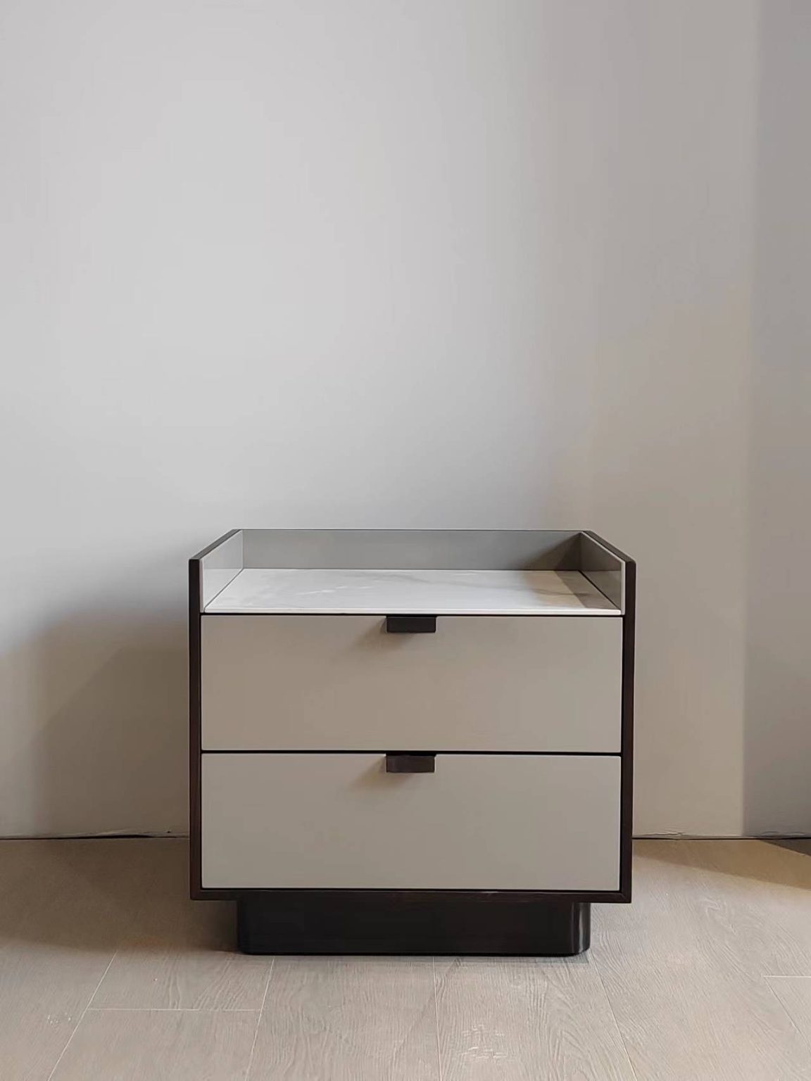 19 Nightstand 3