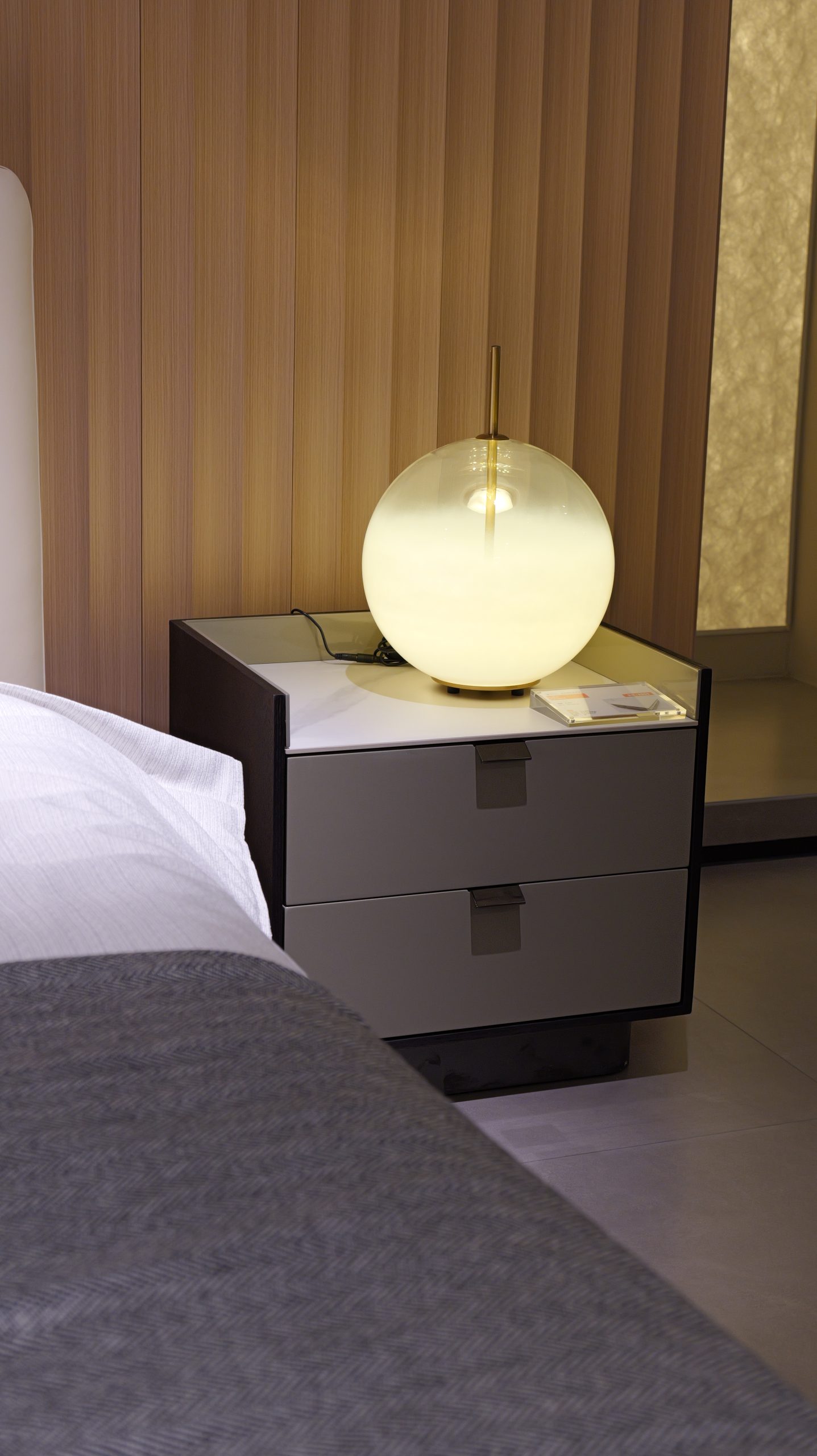 19 Nightstand 7