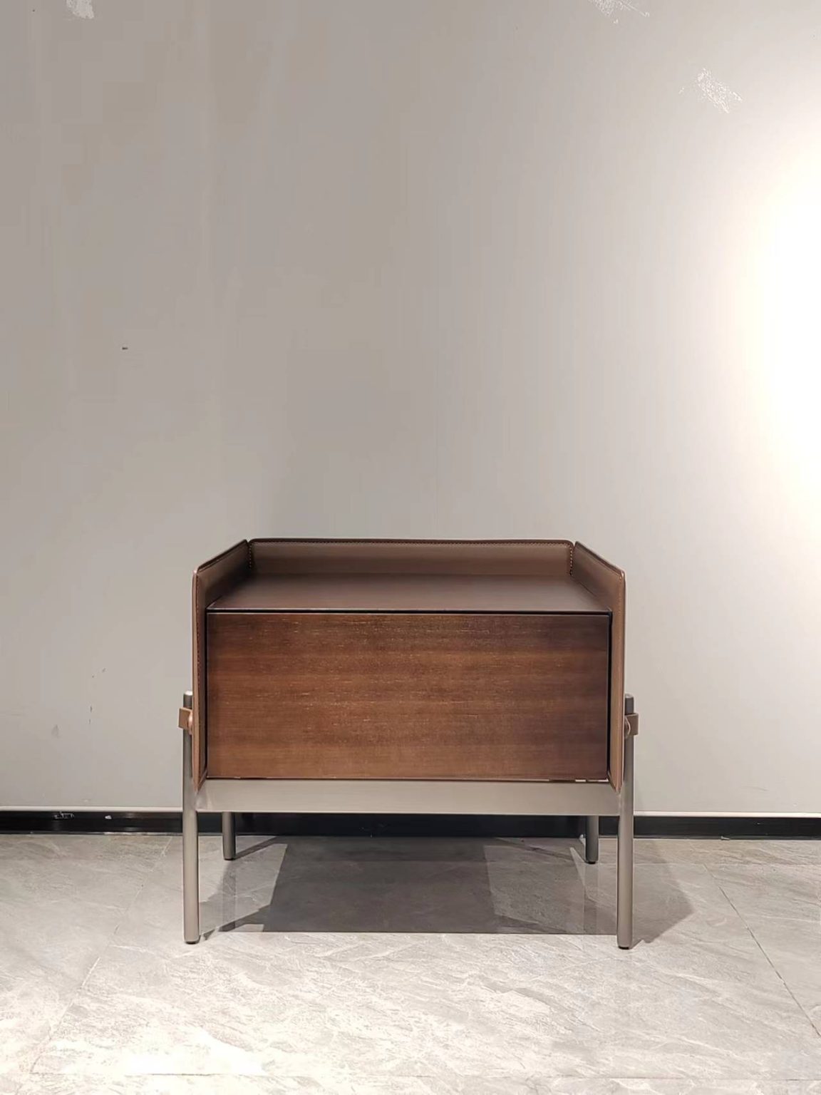 20 Nightstand 2