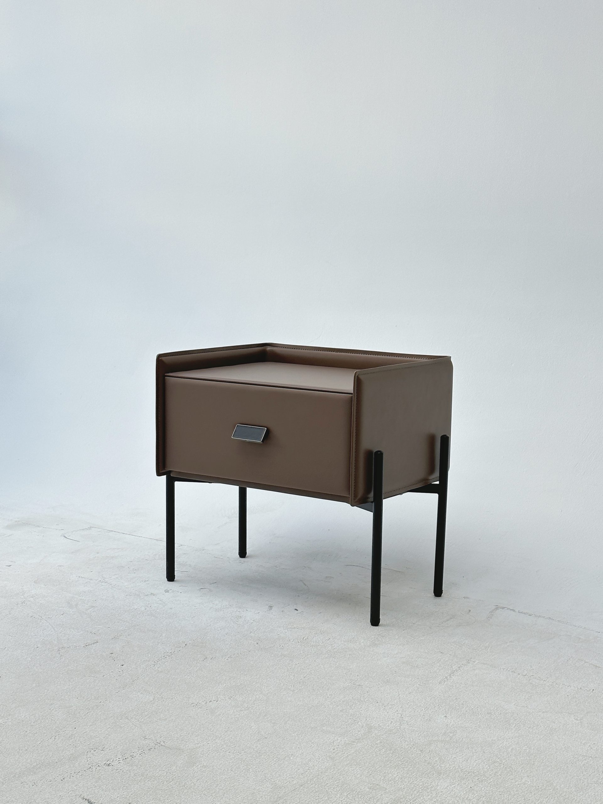 20 Nightstand 6