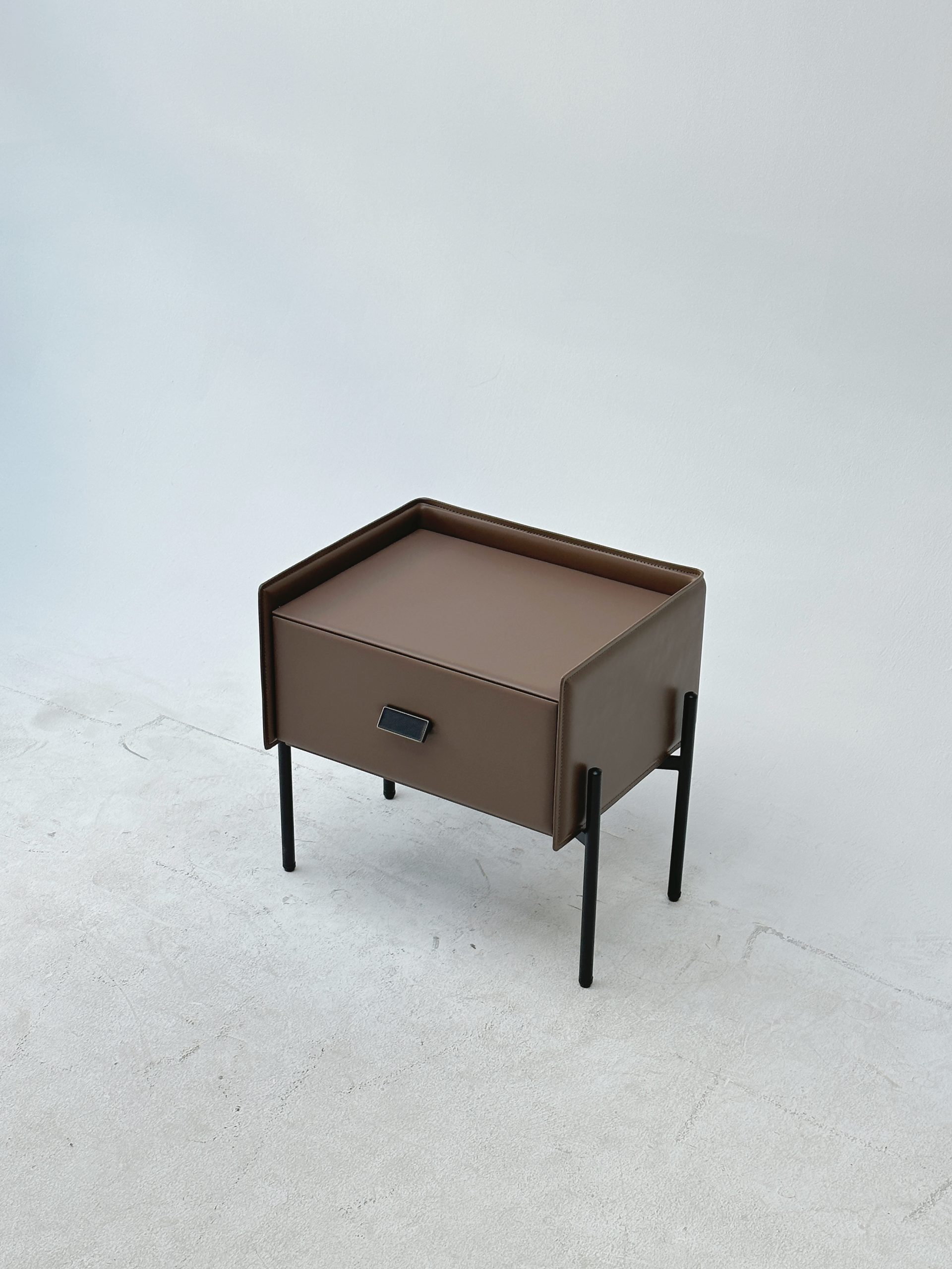 20 Nightstand 7