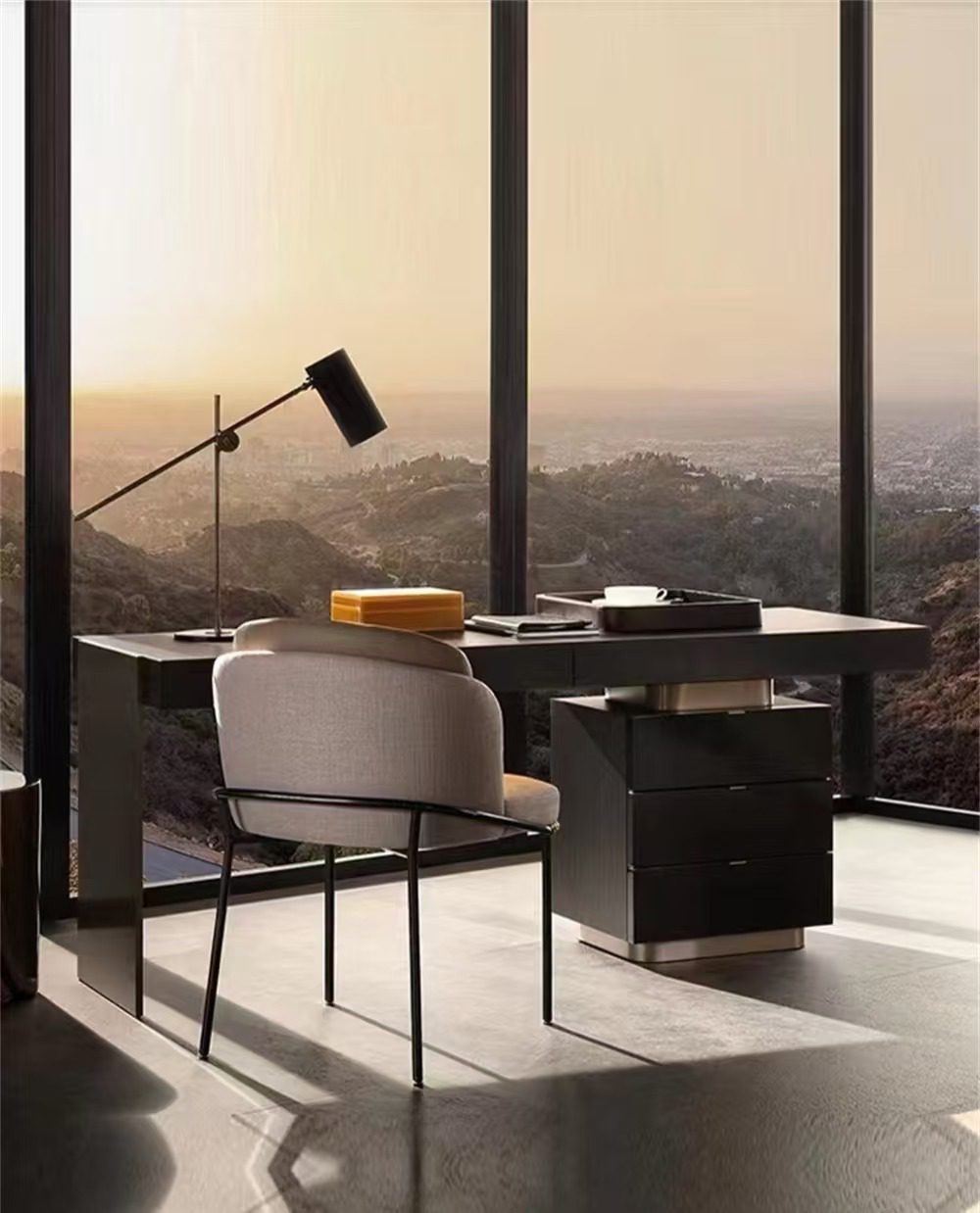 Carson Table