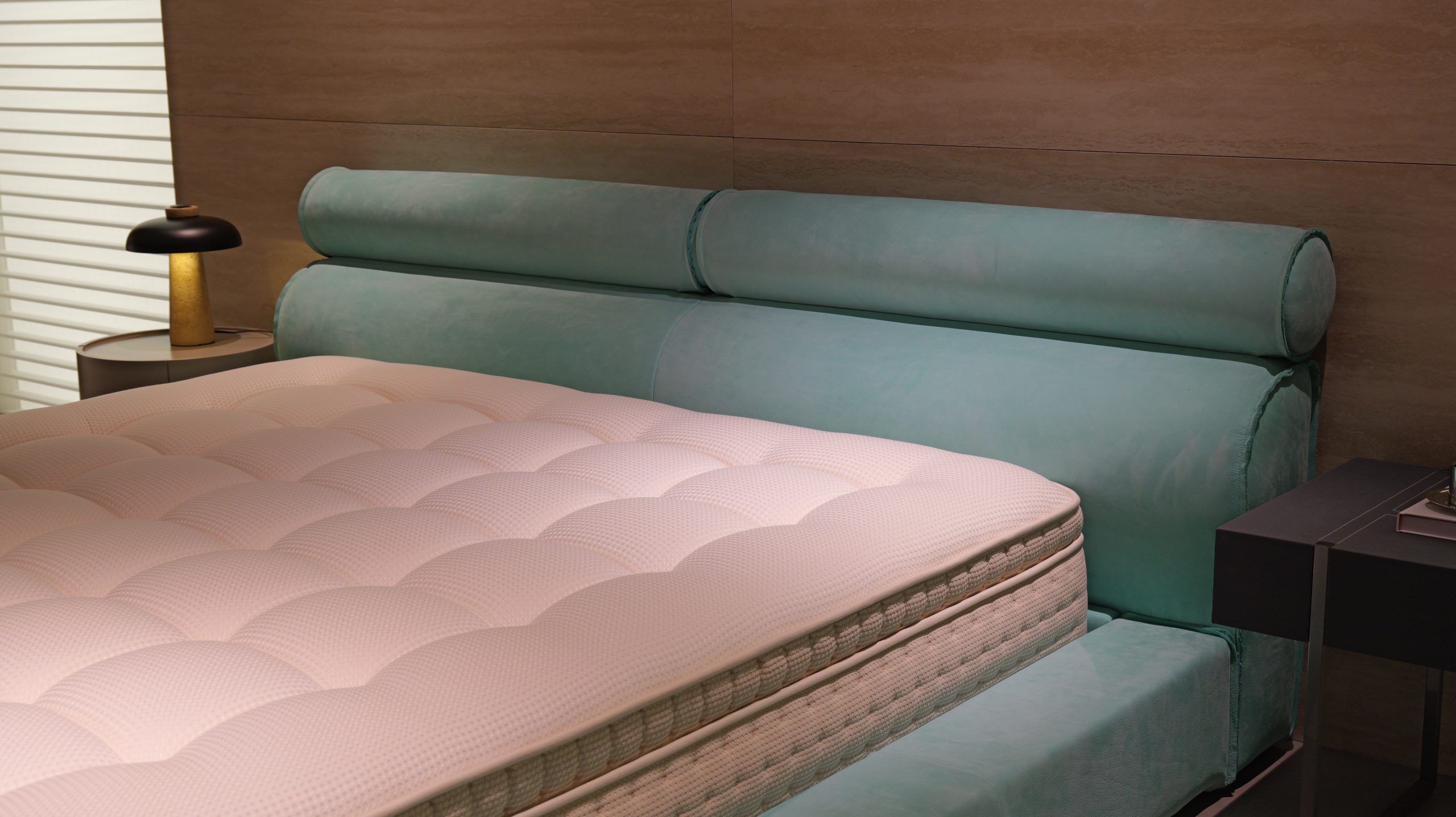 MIAMI Bed 2