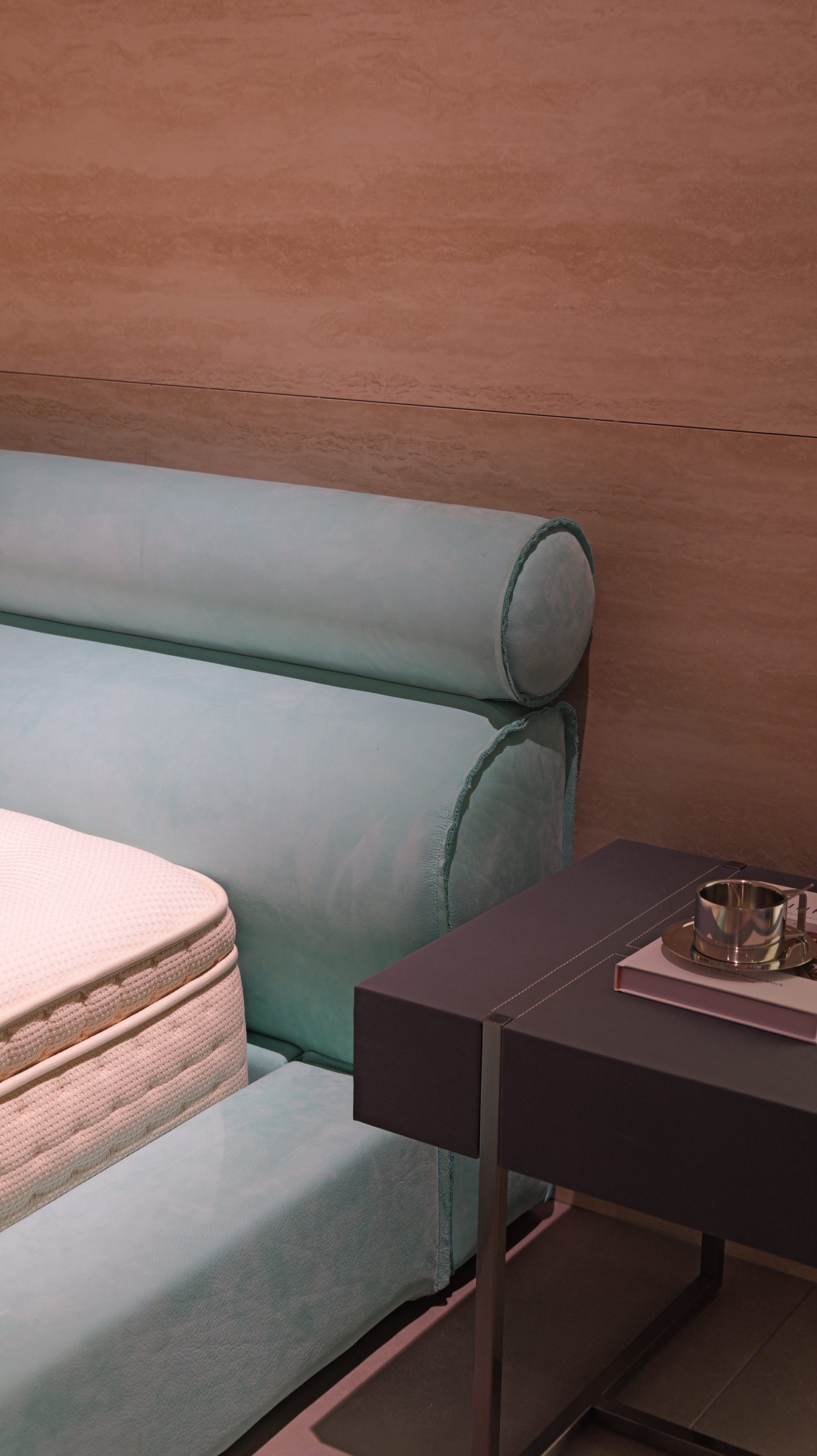 MIAMI Bed 7