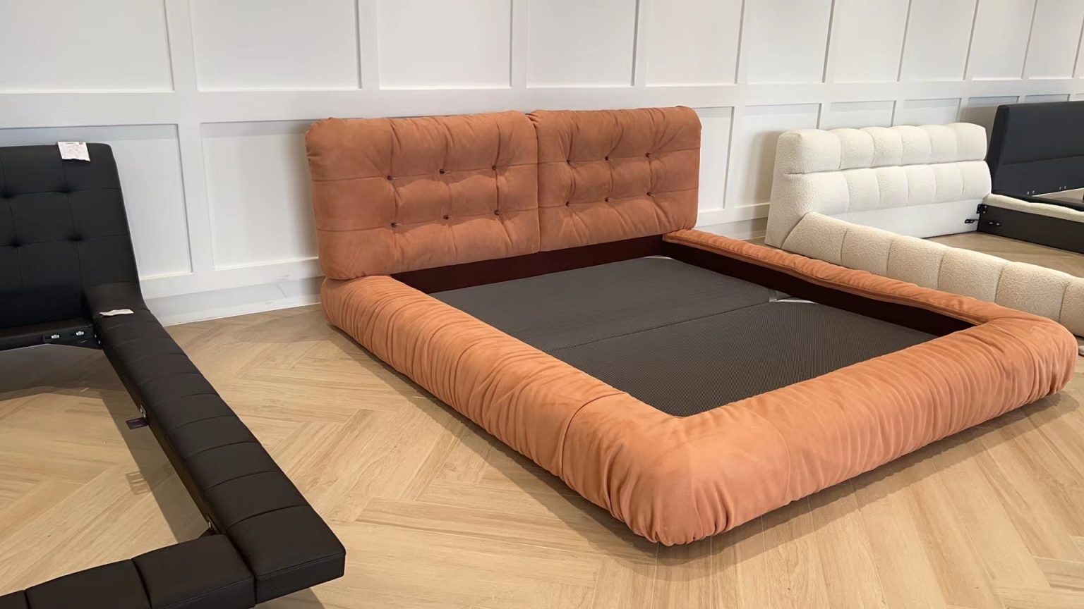 Milano Bed 2
