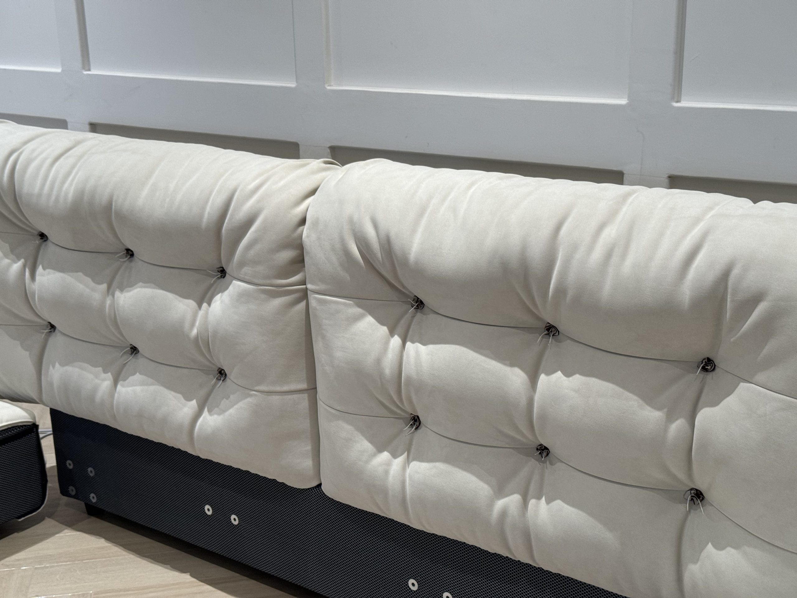 Milano Bed 8