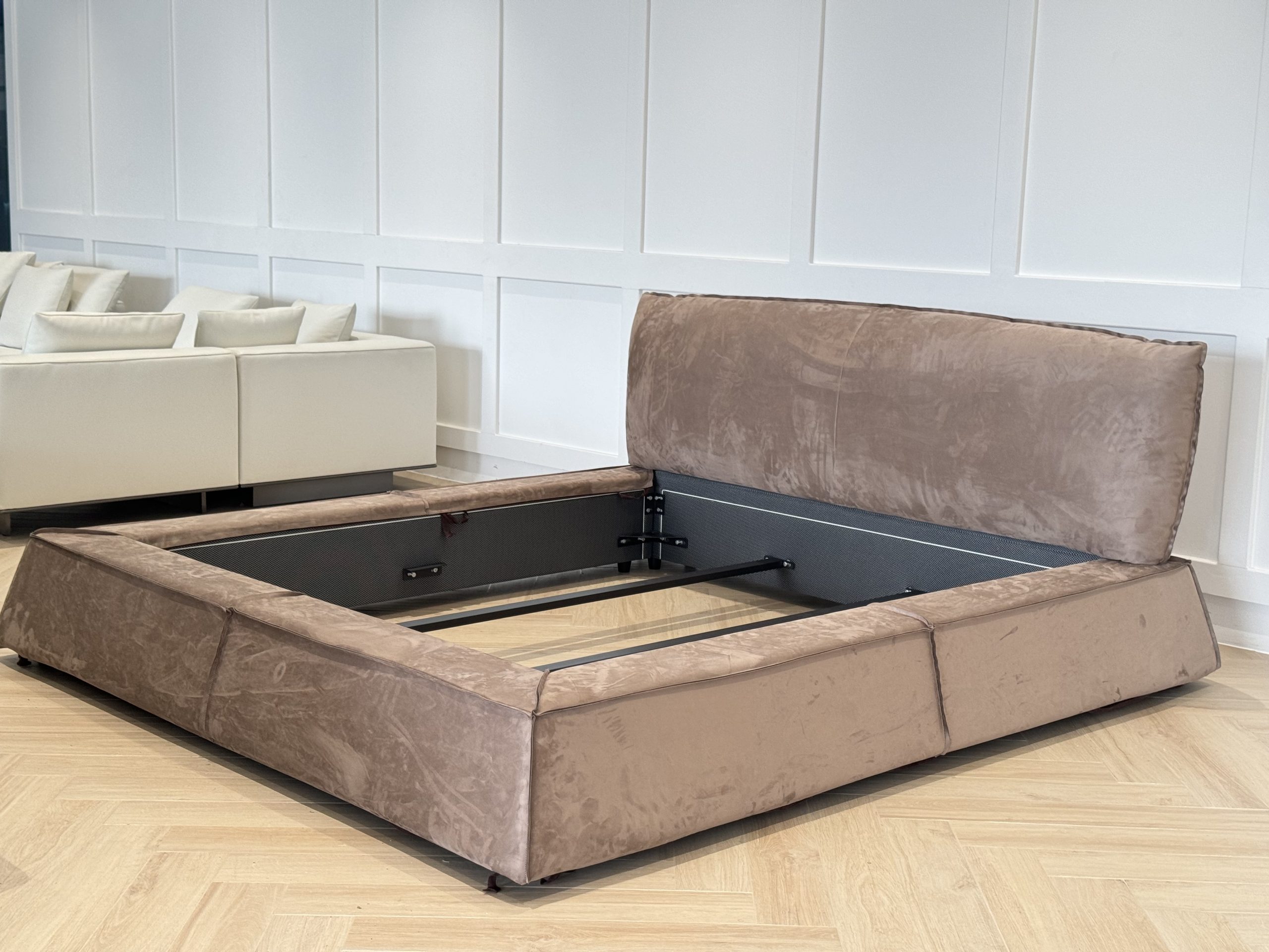 Paris Bed 2