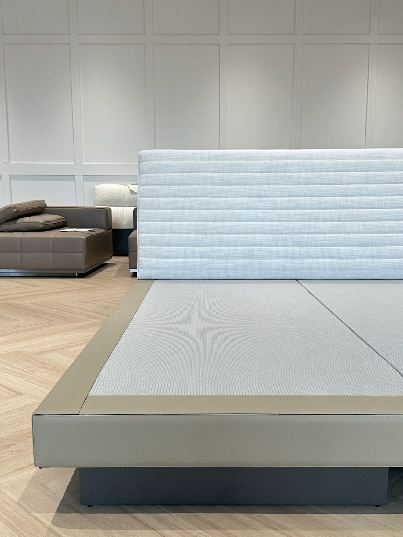 Roger Bed 5