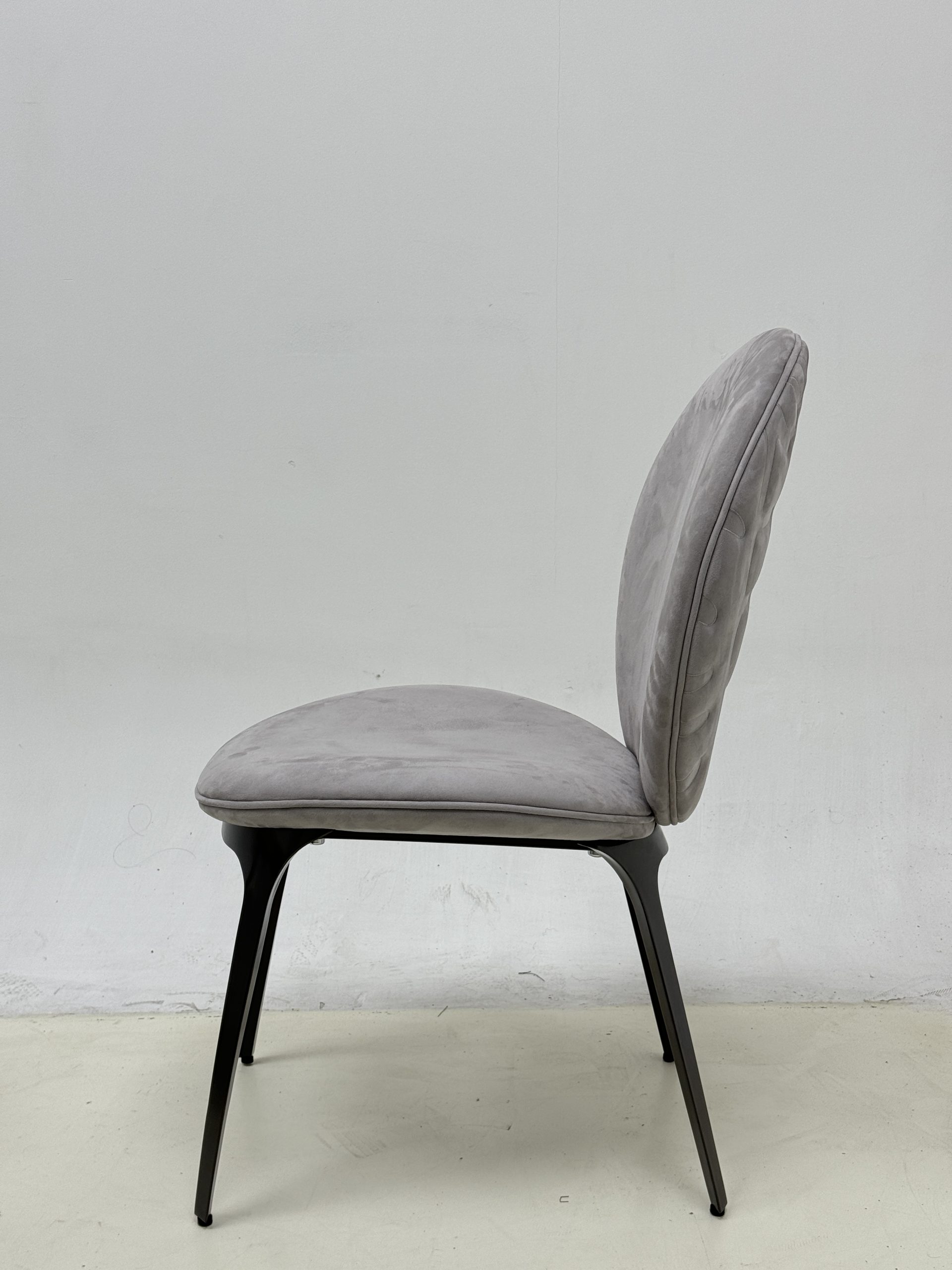 Astrid Chairs 2