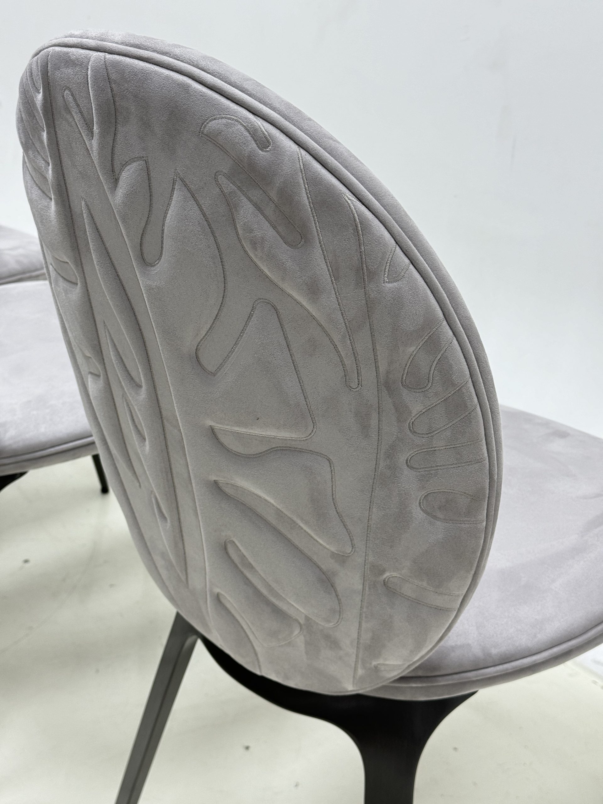 Astrid Chairs 3