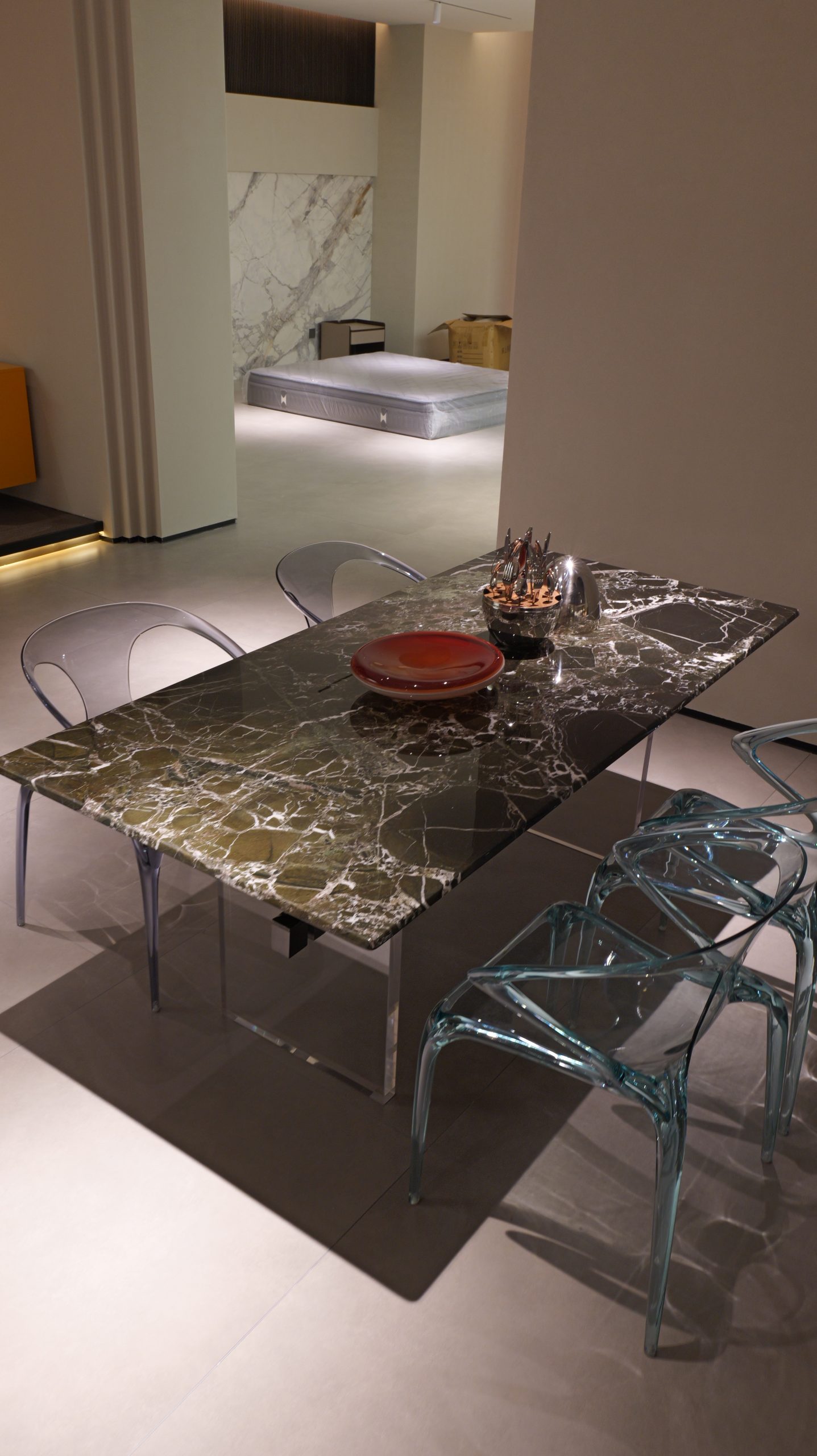 Floating Dining Table