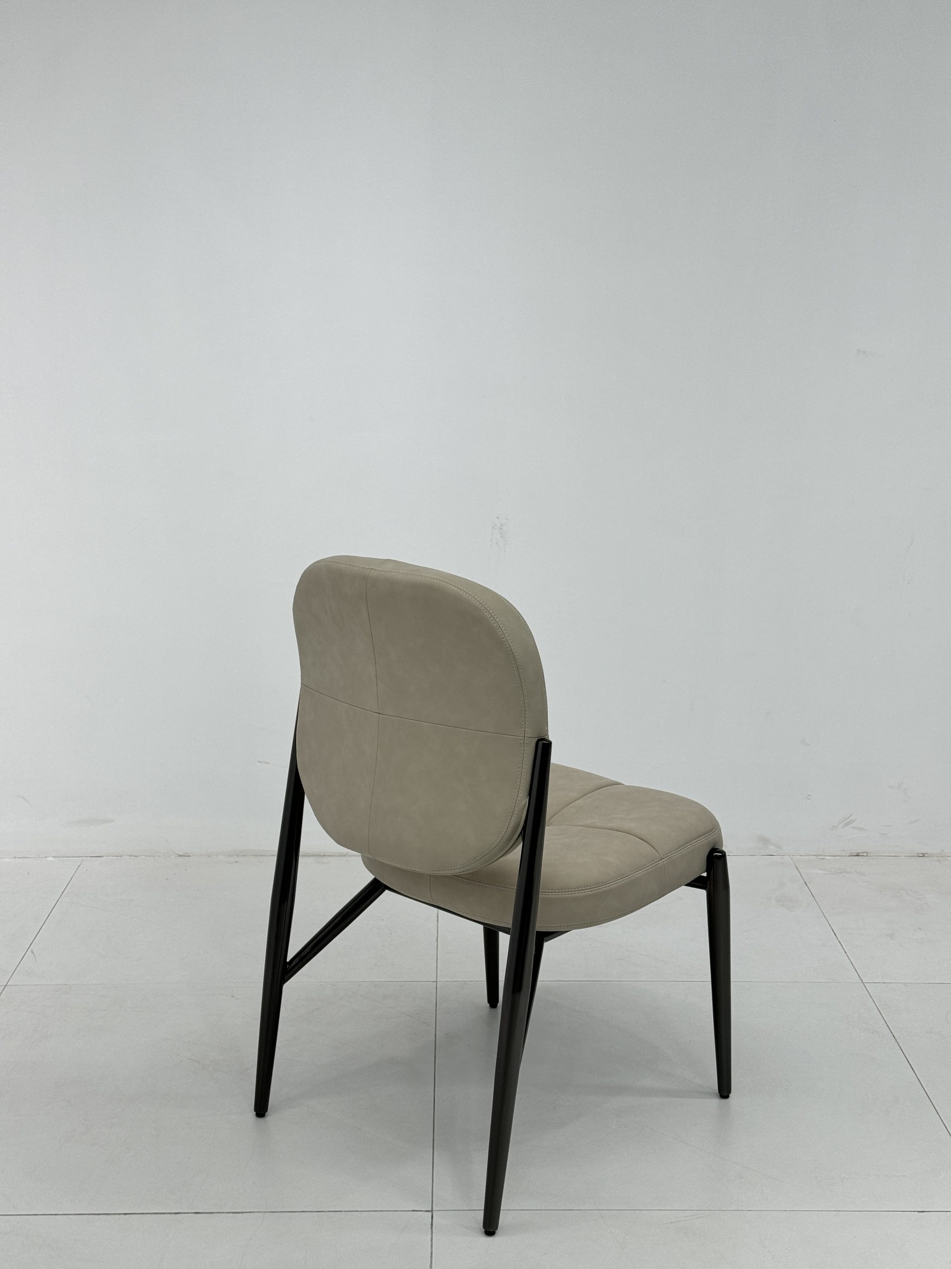 Fyra Chairs 6