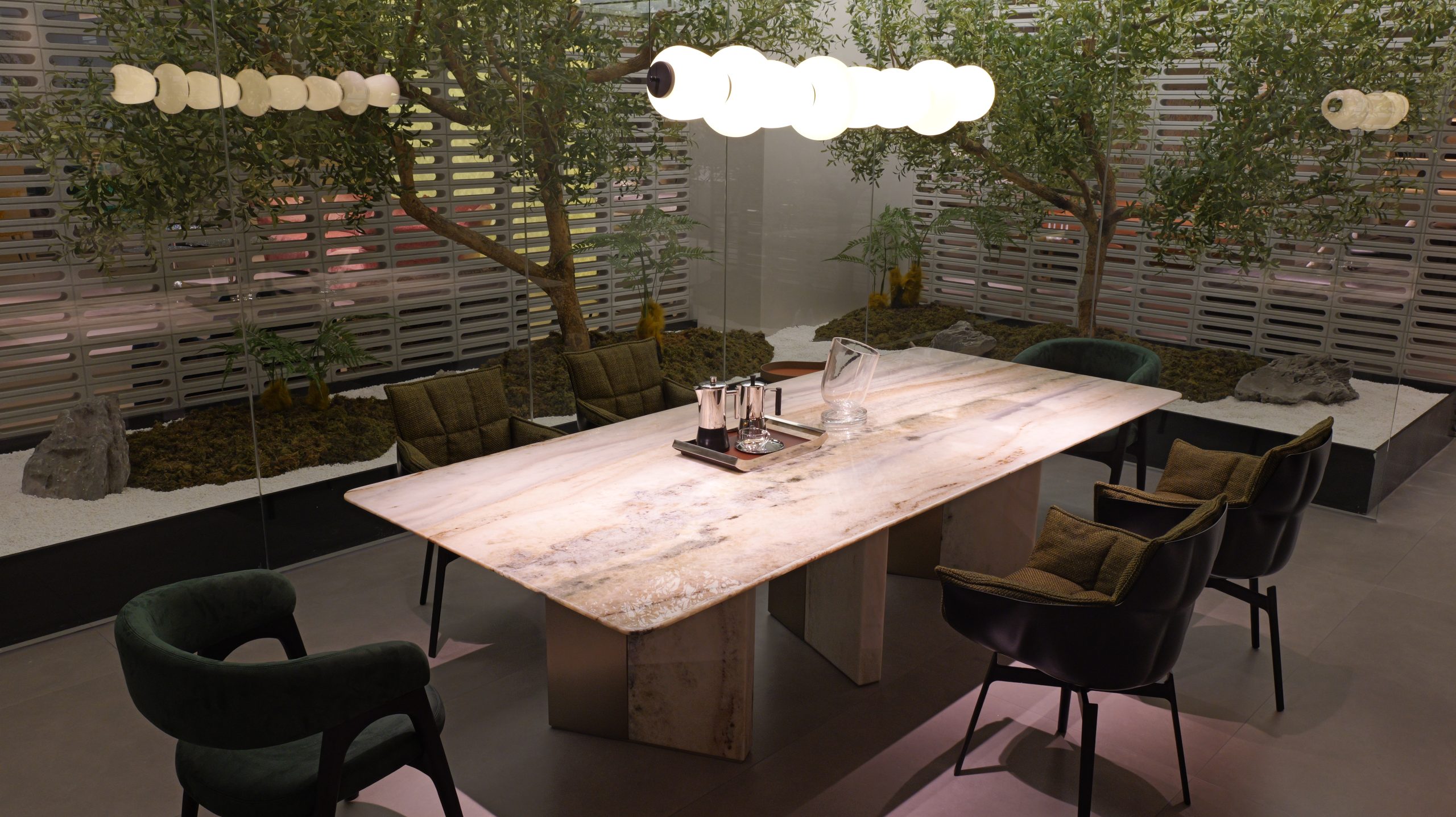Landscape Crystal Dining Table 5