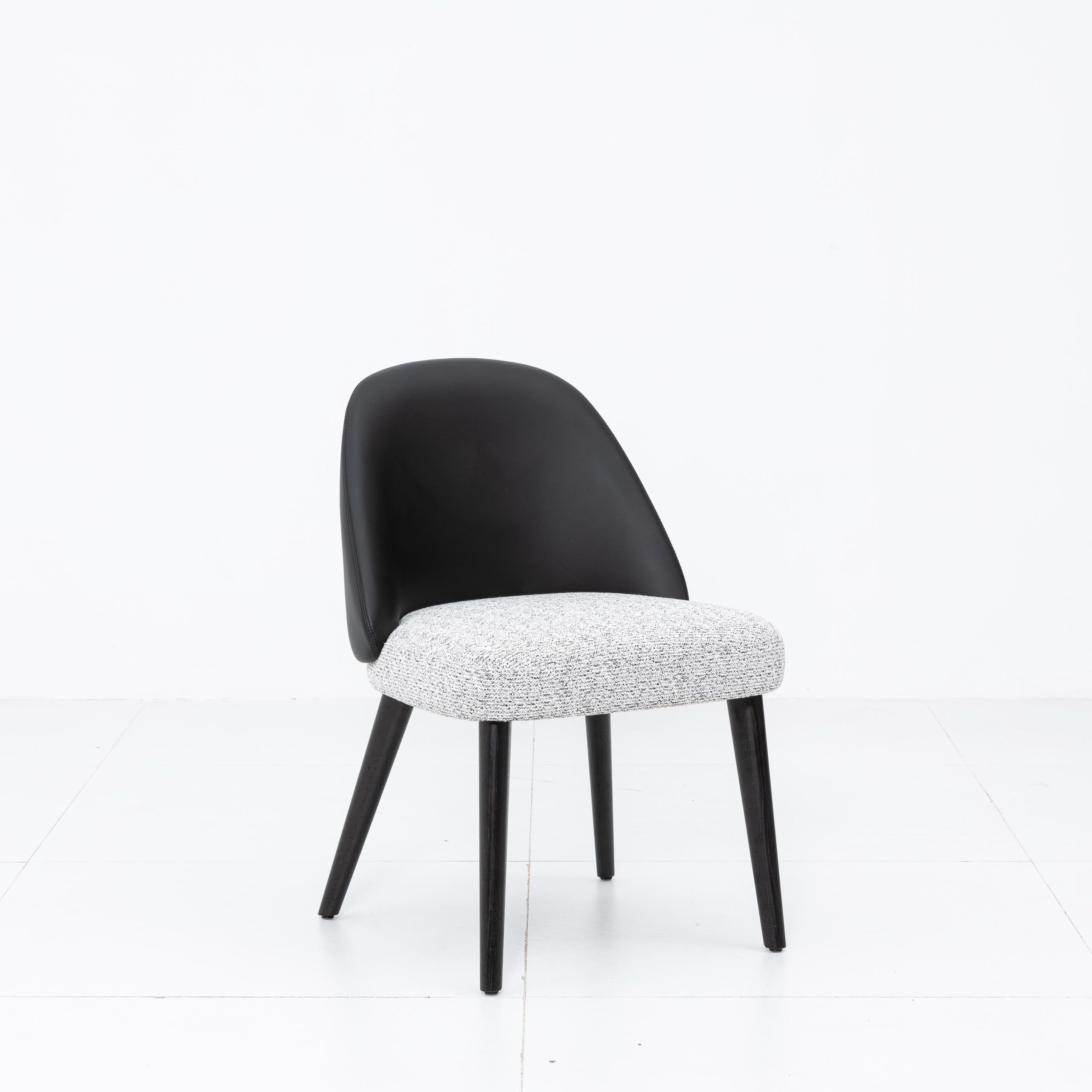 Lawson Chair 4