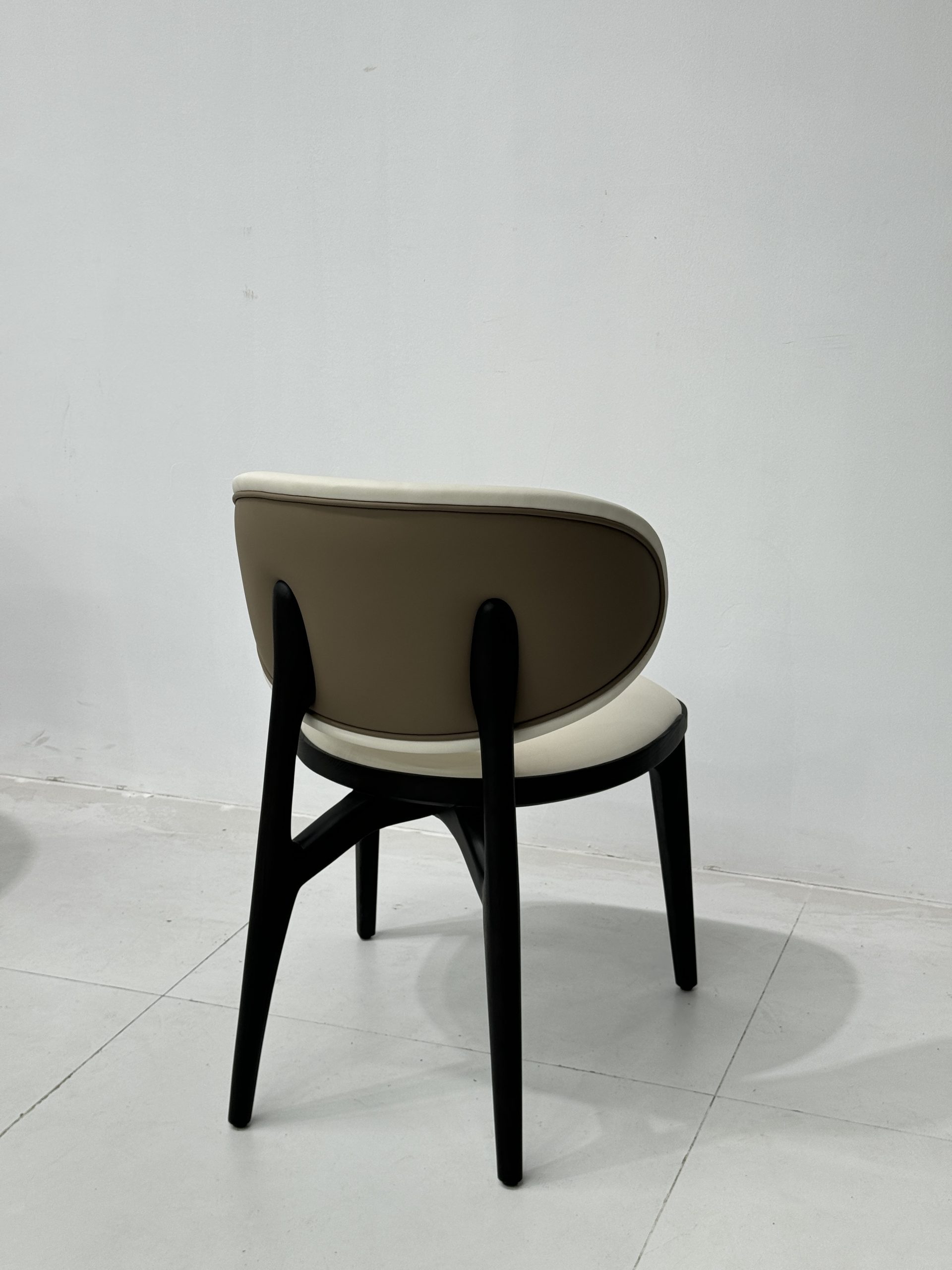 Pinnacle Chairs 10
