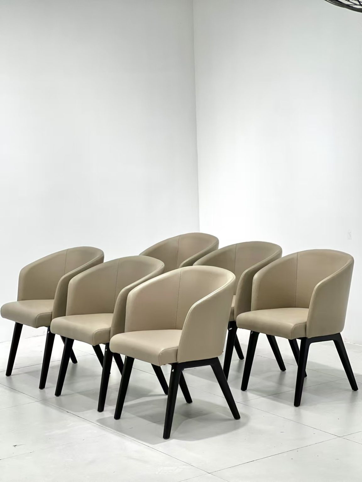 Reeves Chair 3