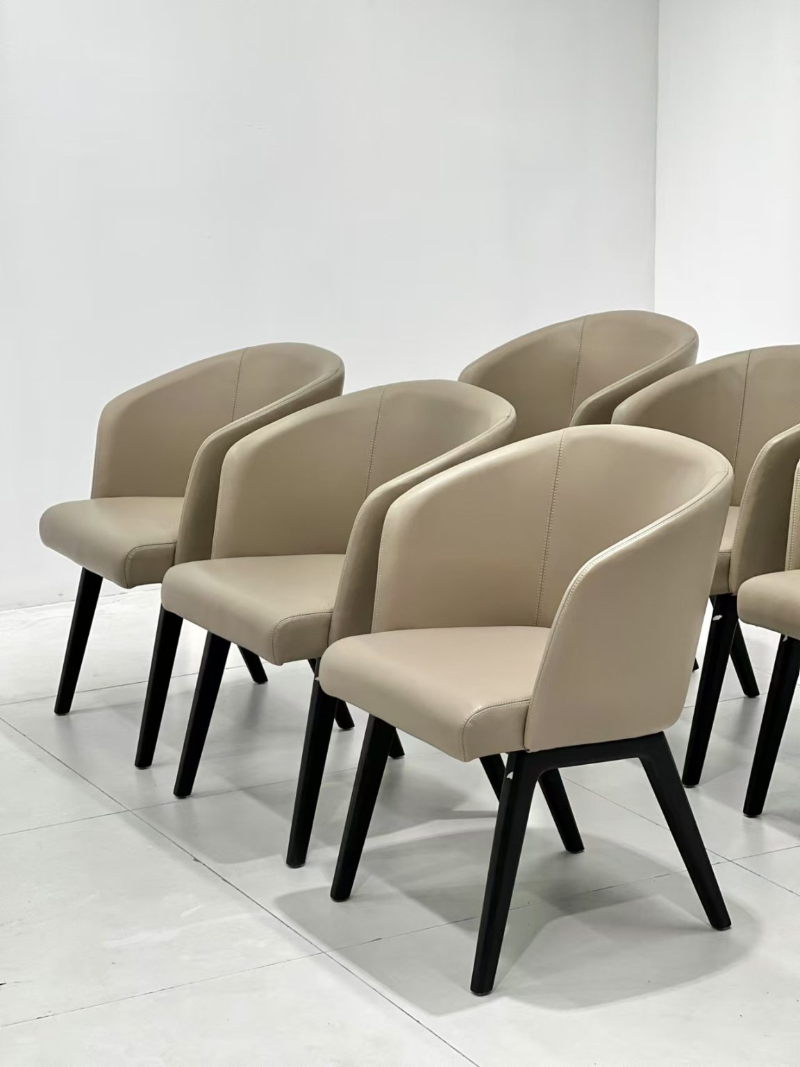 Reeves Chair 4