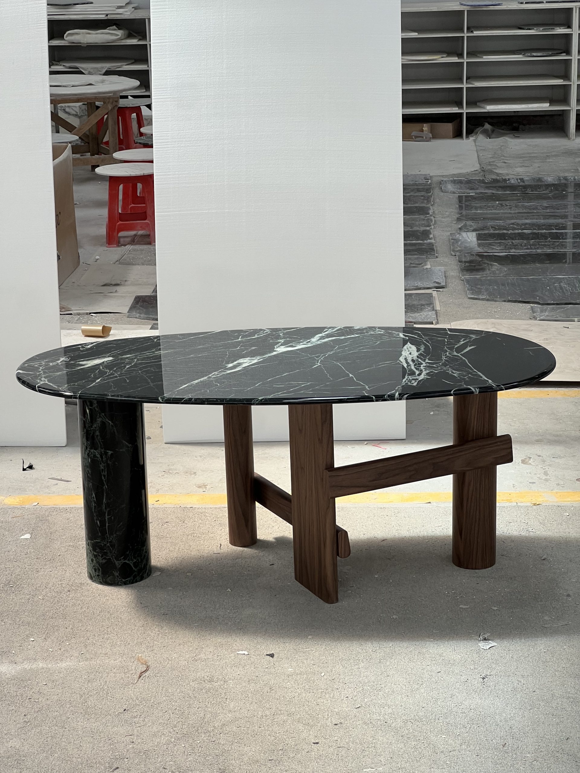 Sengu Dining Table 3