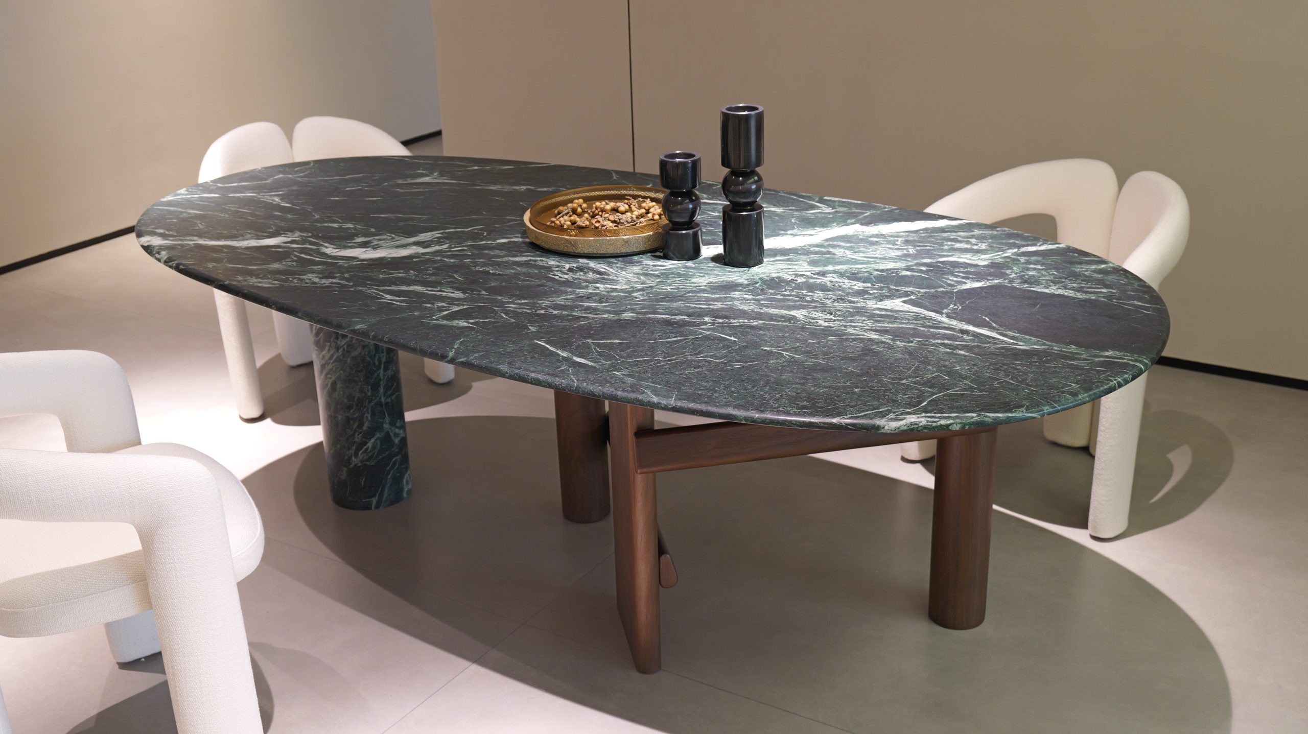 Sengu Dining Table 6