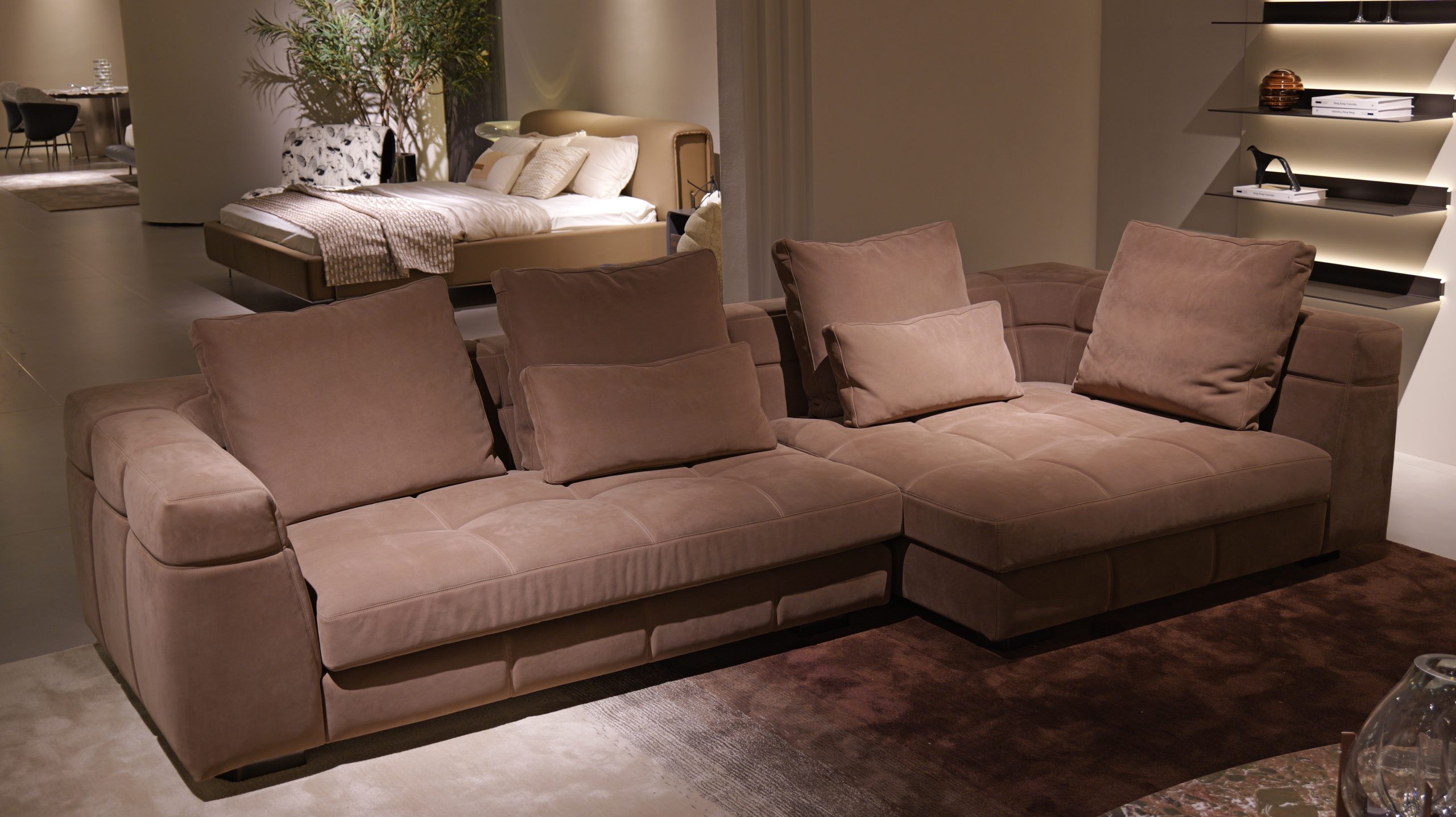 Blazer Sofa 2