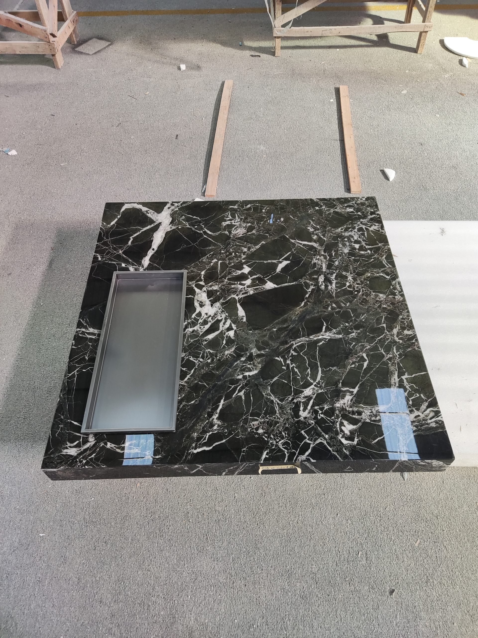 Boteco coffee table 9