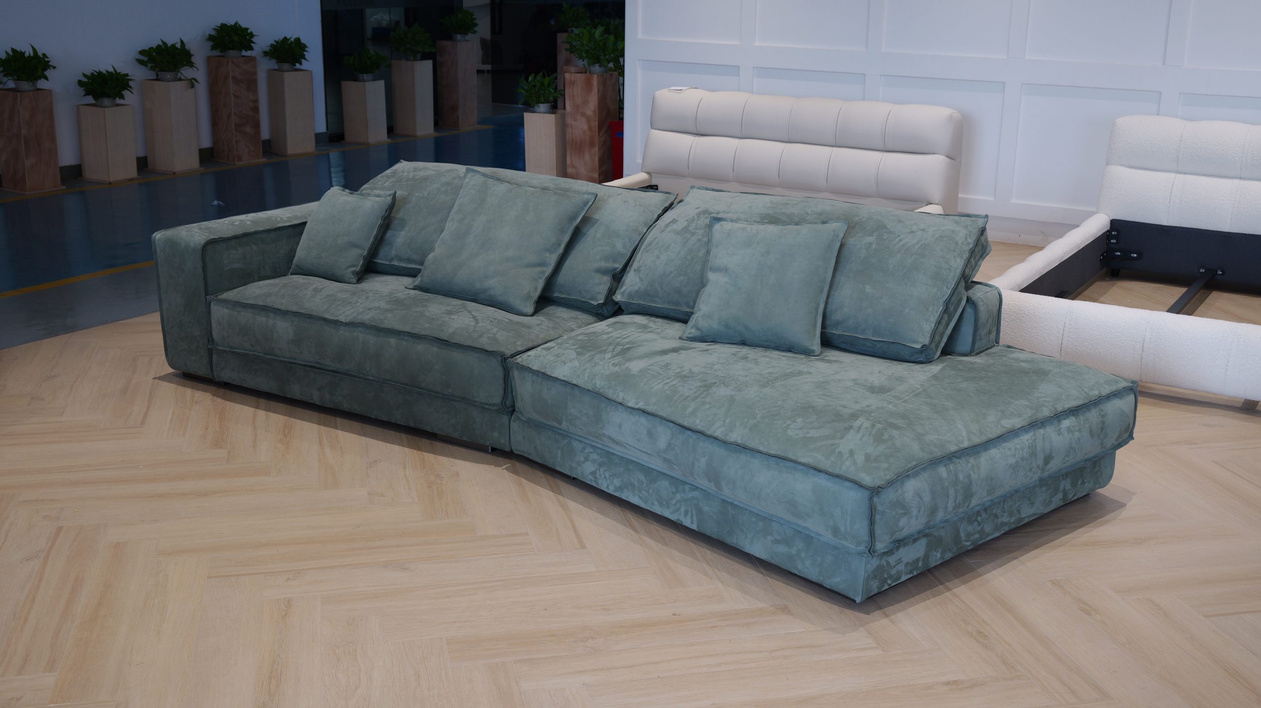 Budapest Sofa 8