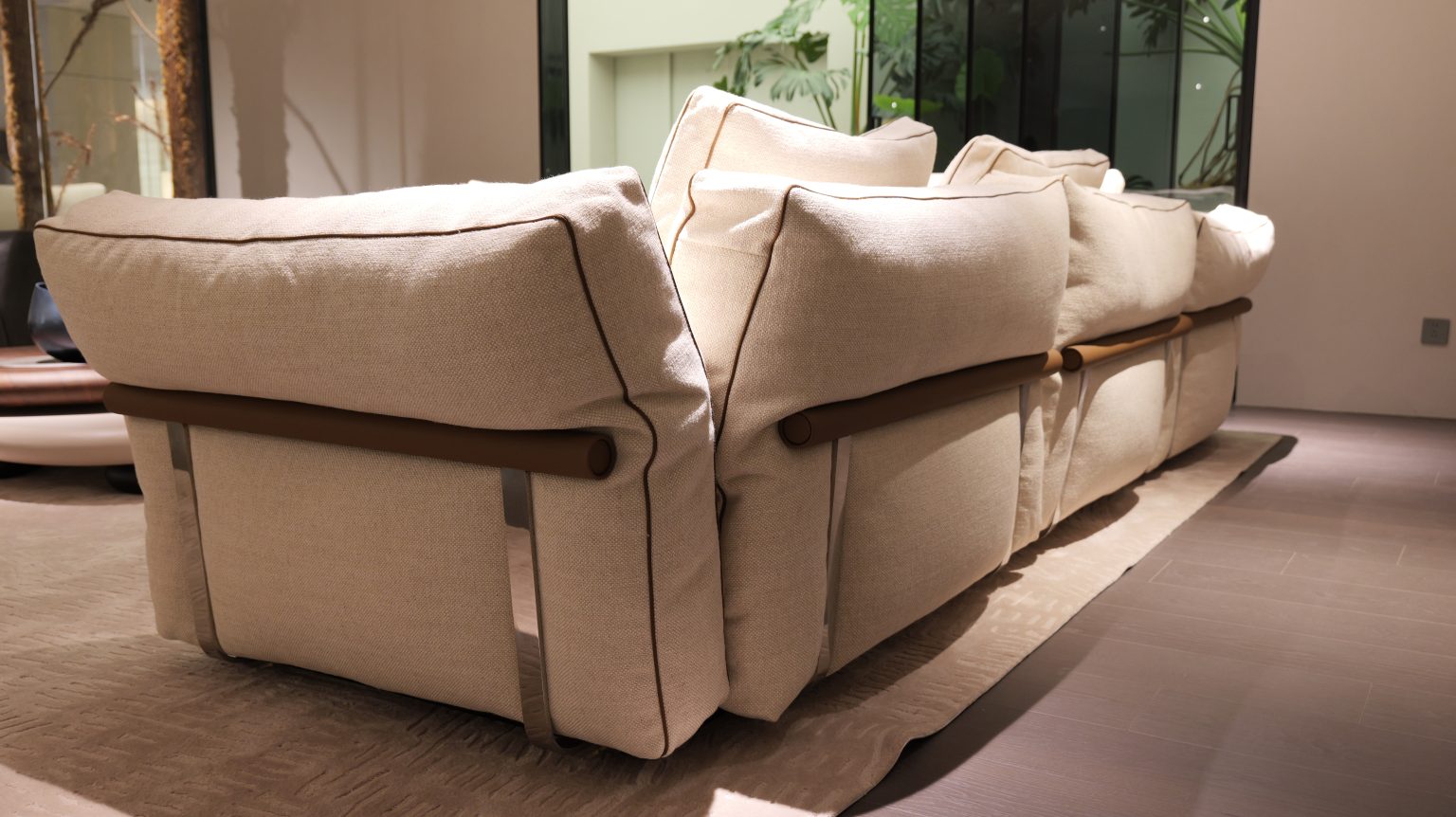 Camelot Sofa 6