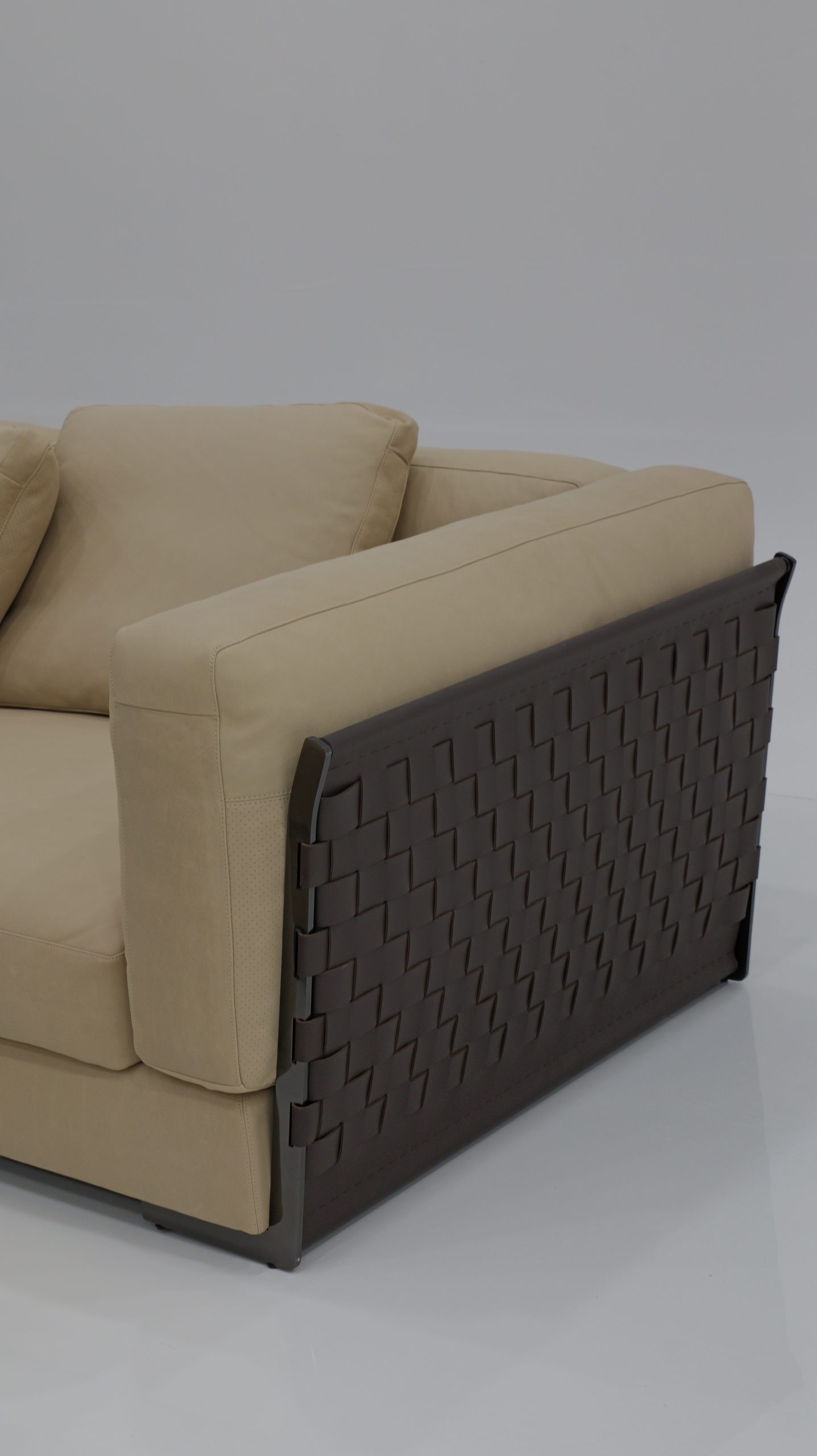 Cestone Sofa 7