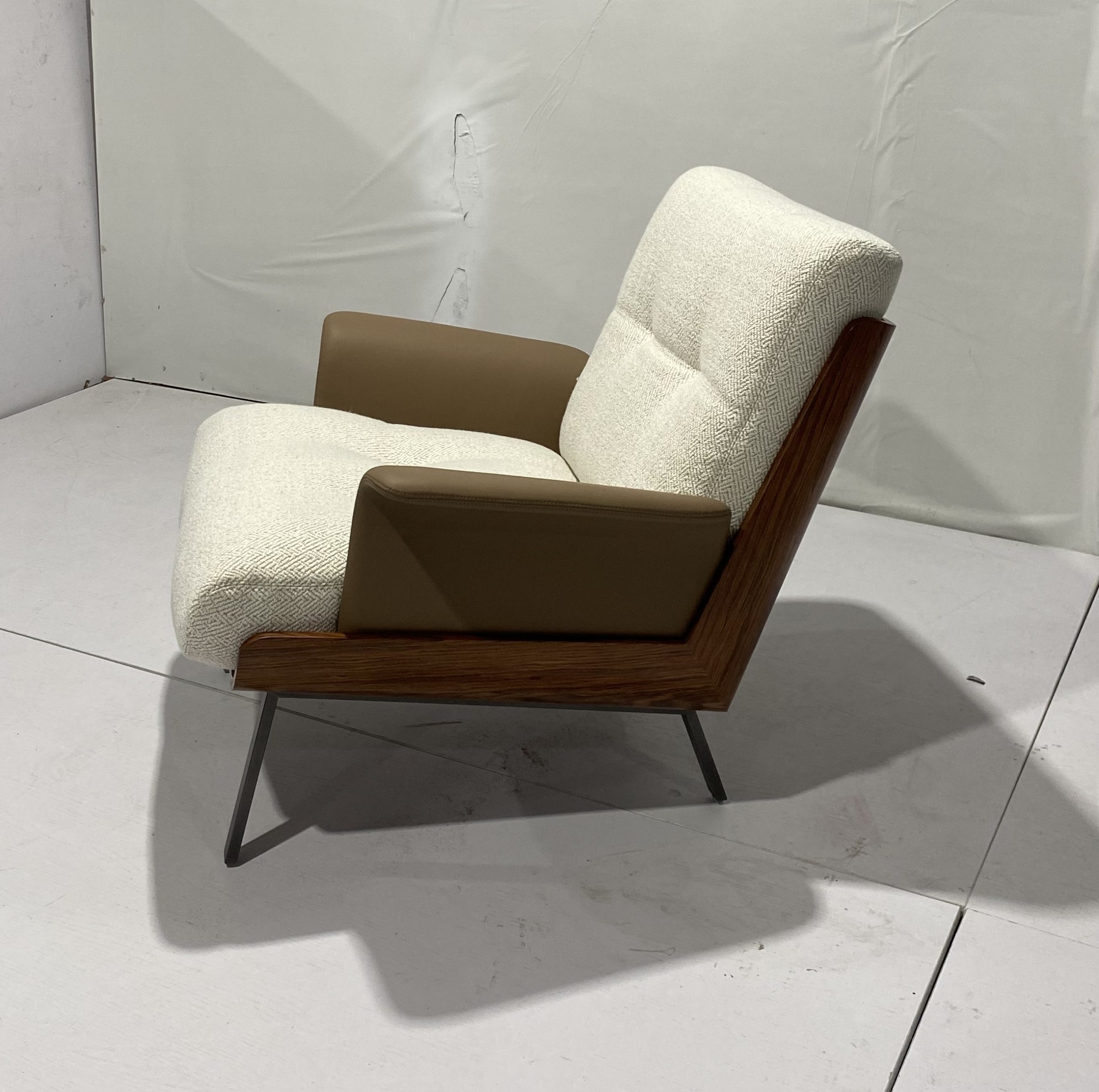 Daiki Chair 2