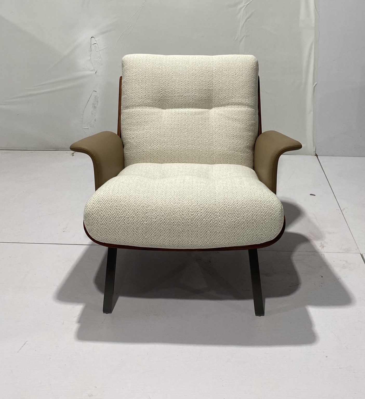 Daiki Chair 3