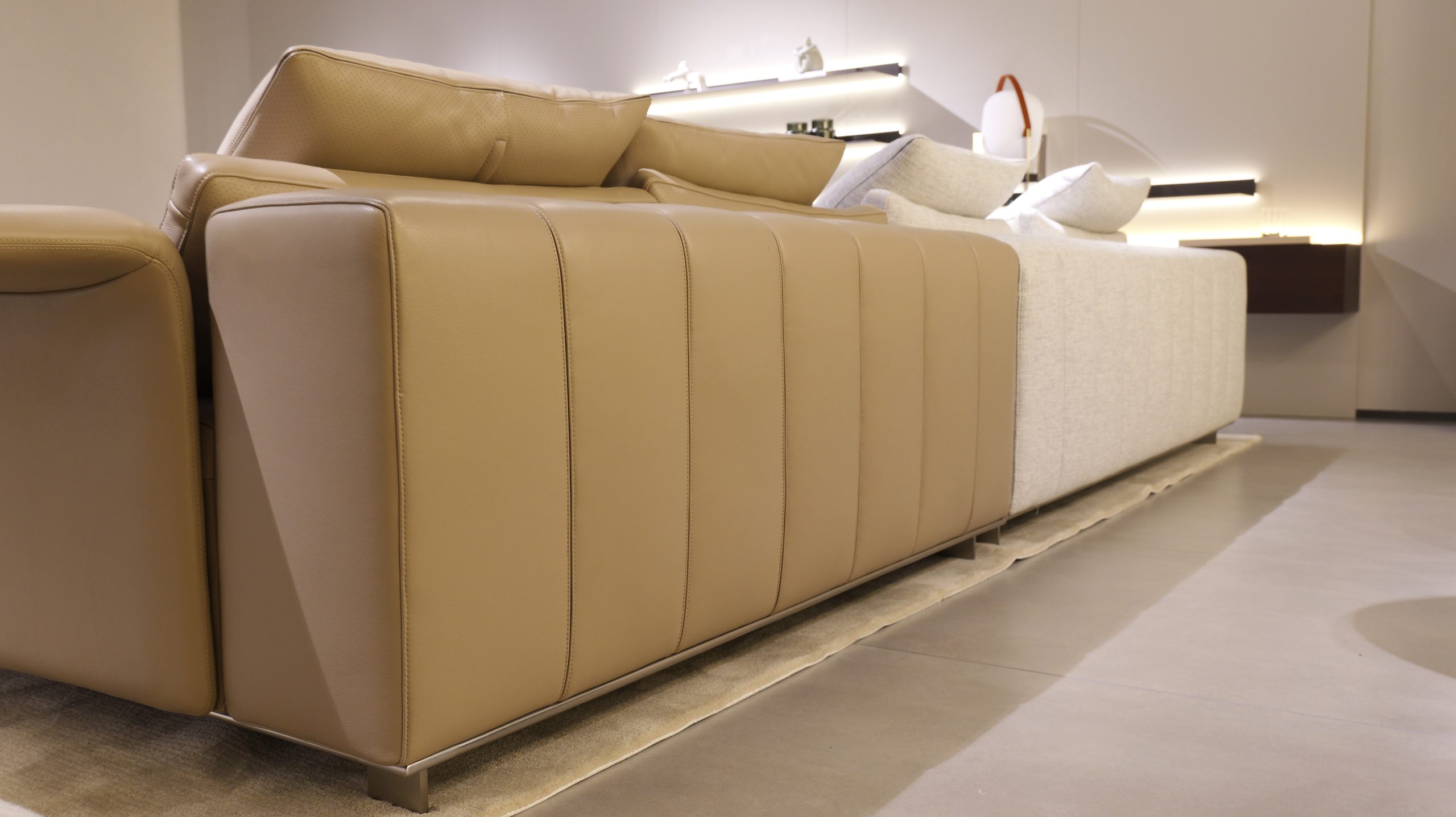 Freeman Sofa 5