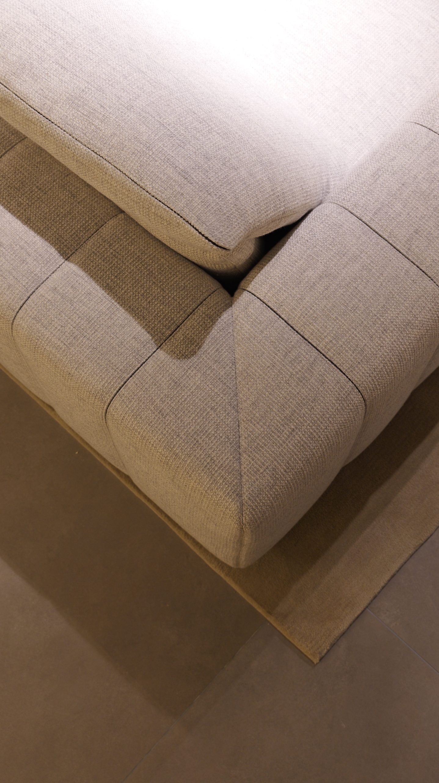 Freeman Sofa 8