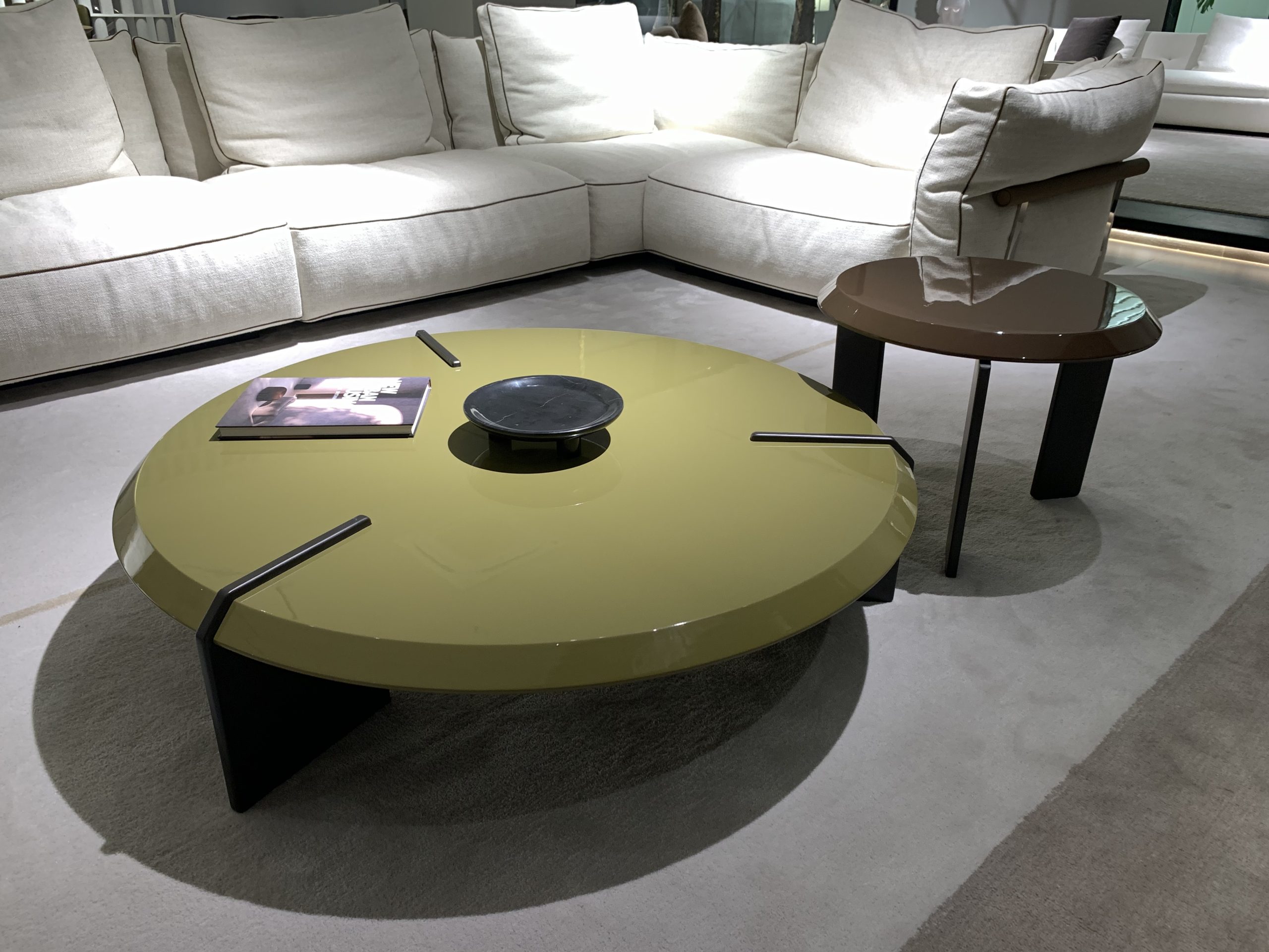 Keel  coffee table 2