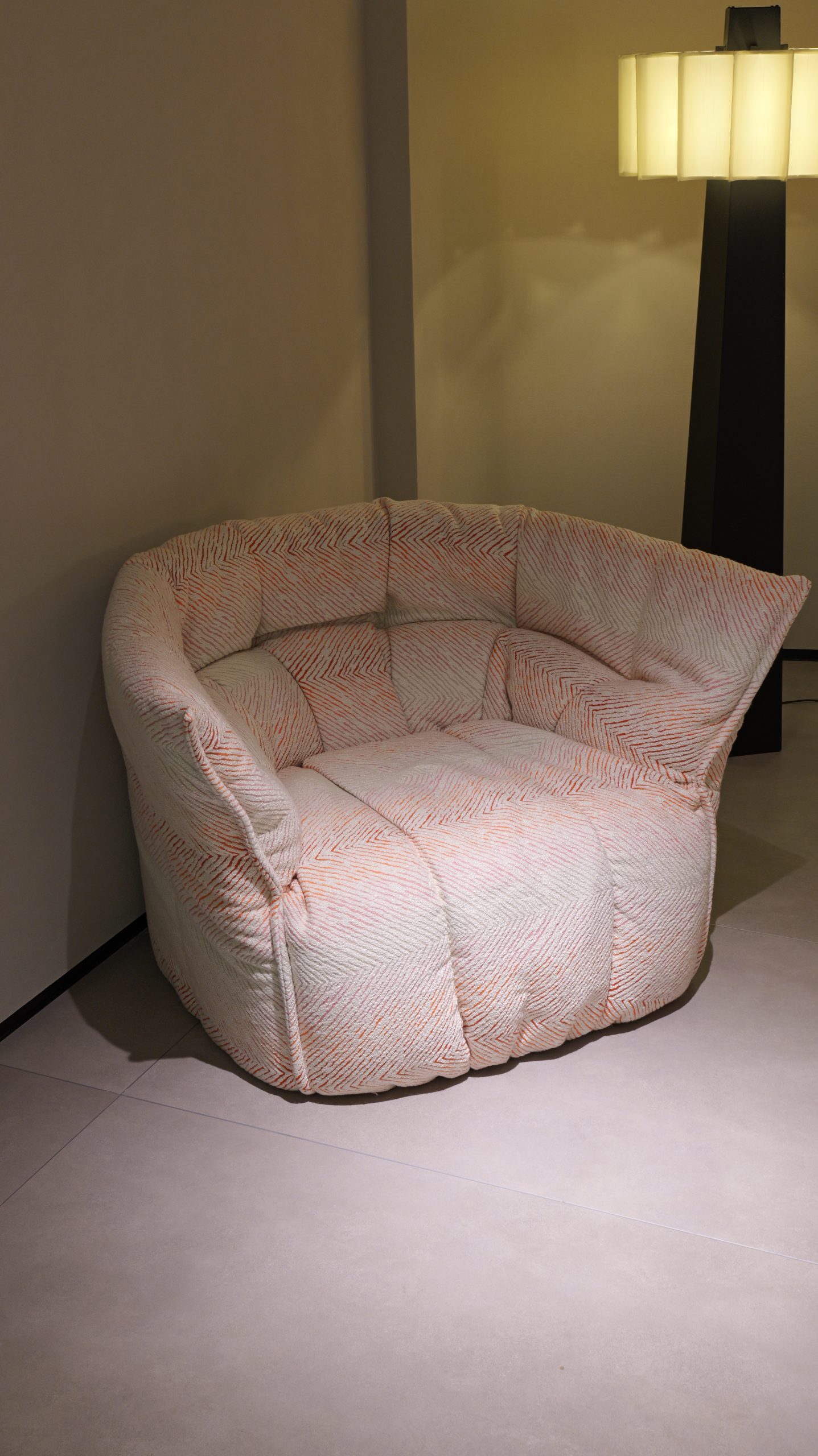 Nero Armchair 4