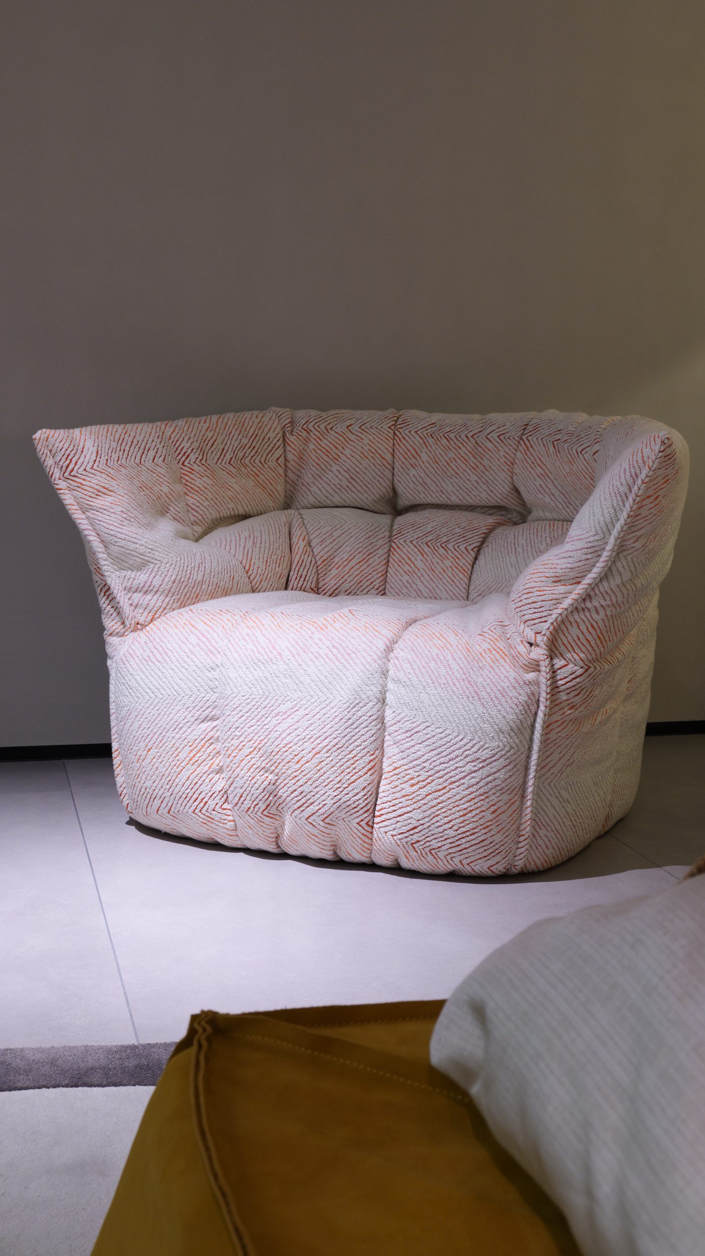 Nero Armchair 5