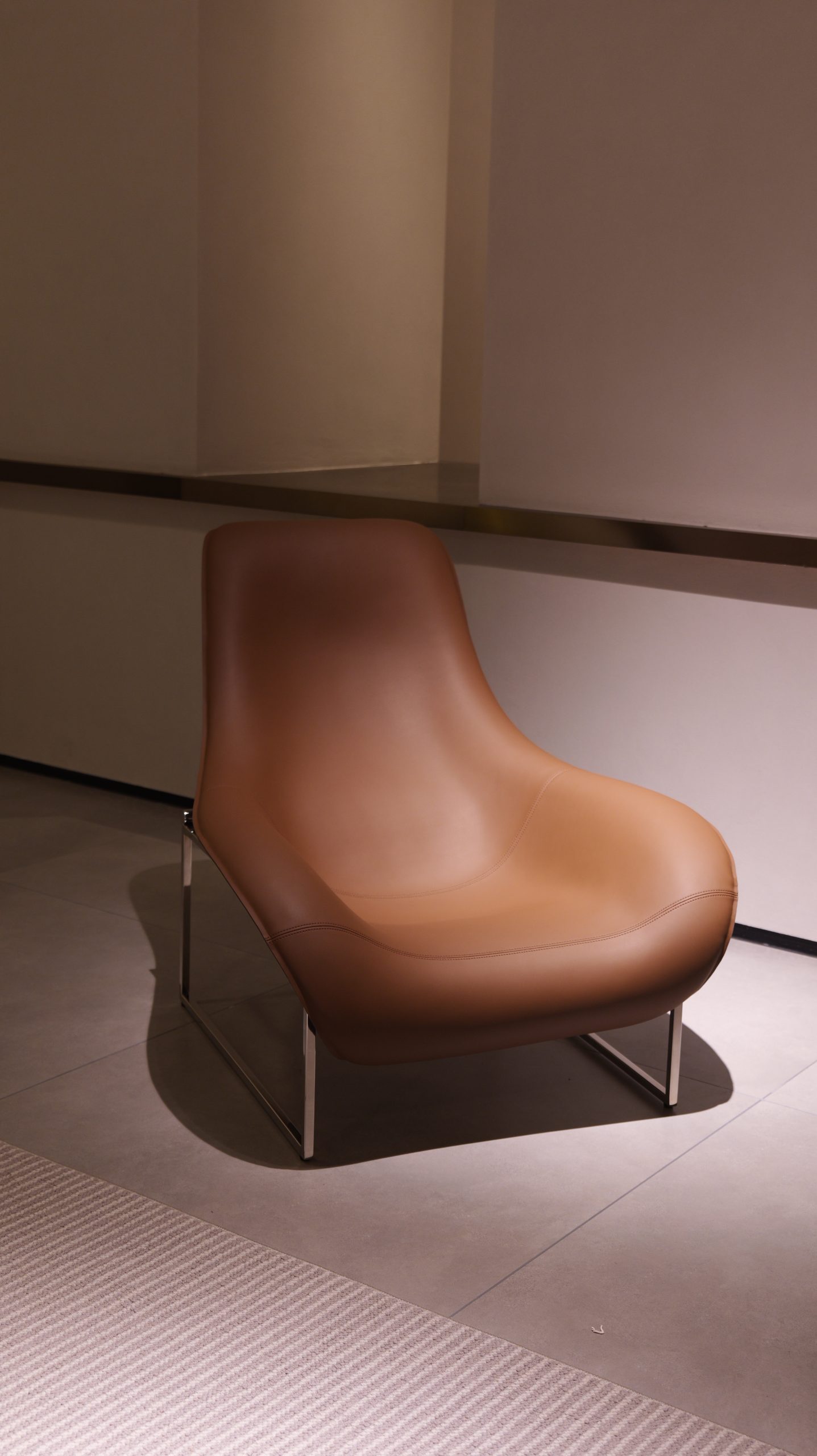 Mart Armchair 4