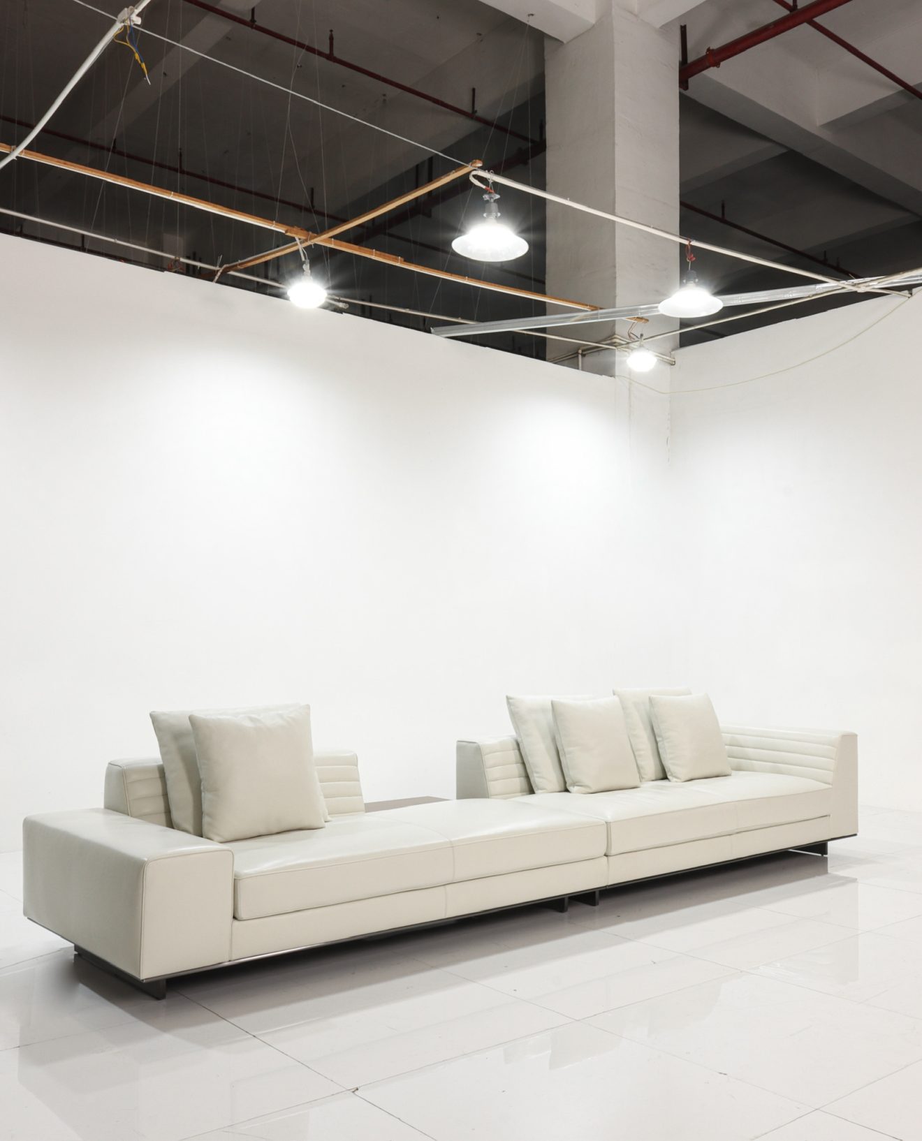Roger Sofa 8