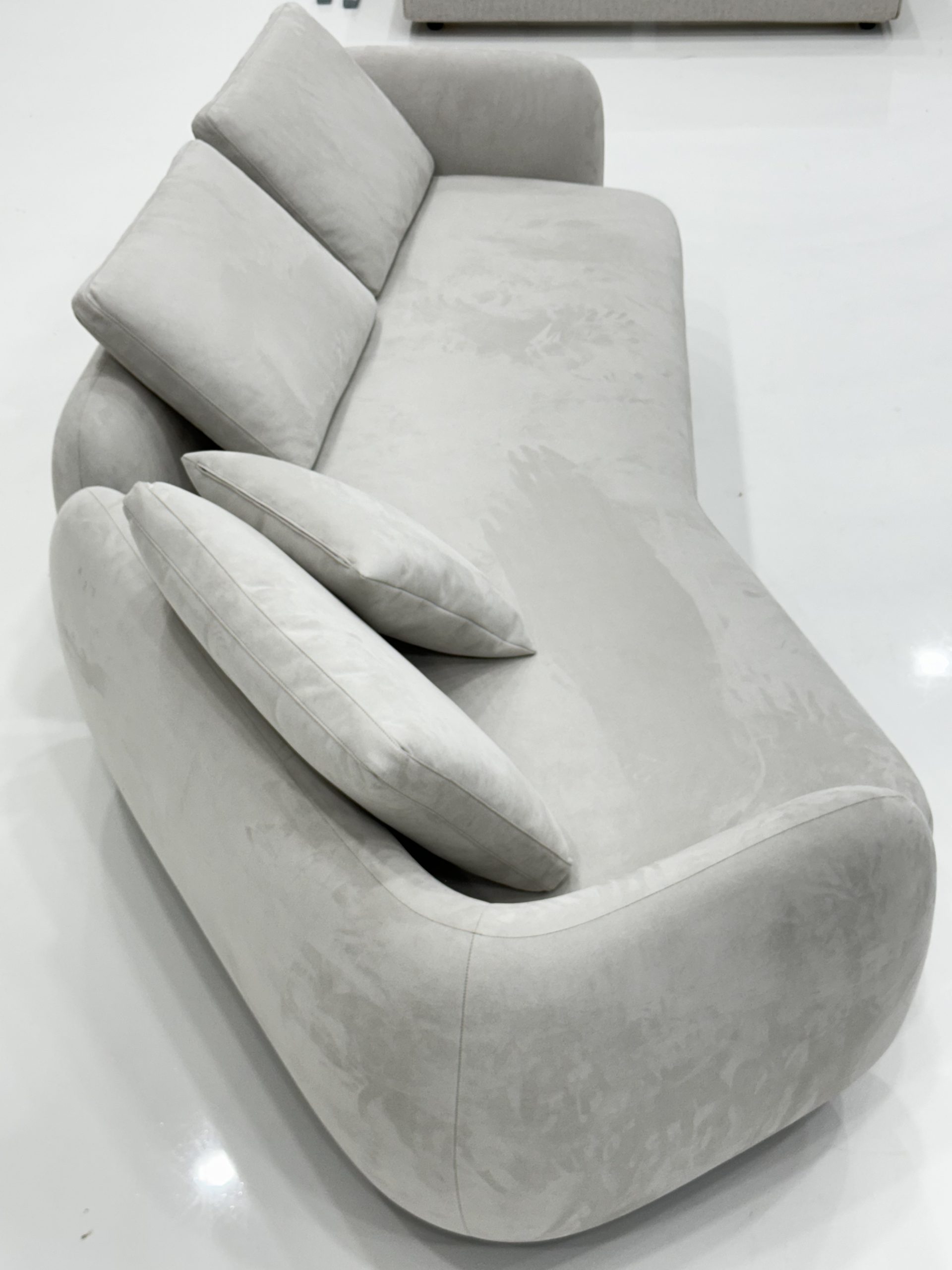 Saint-Germain Sofa 7