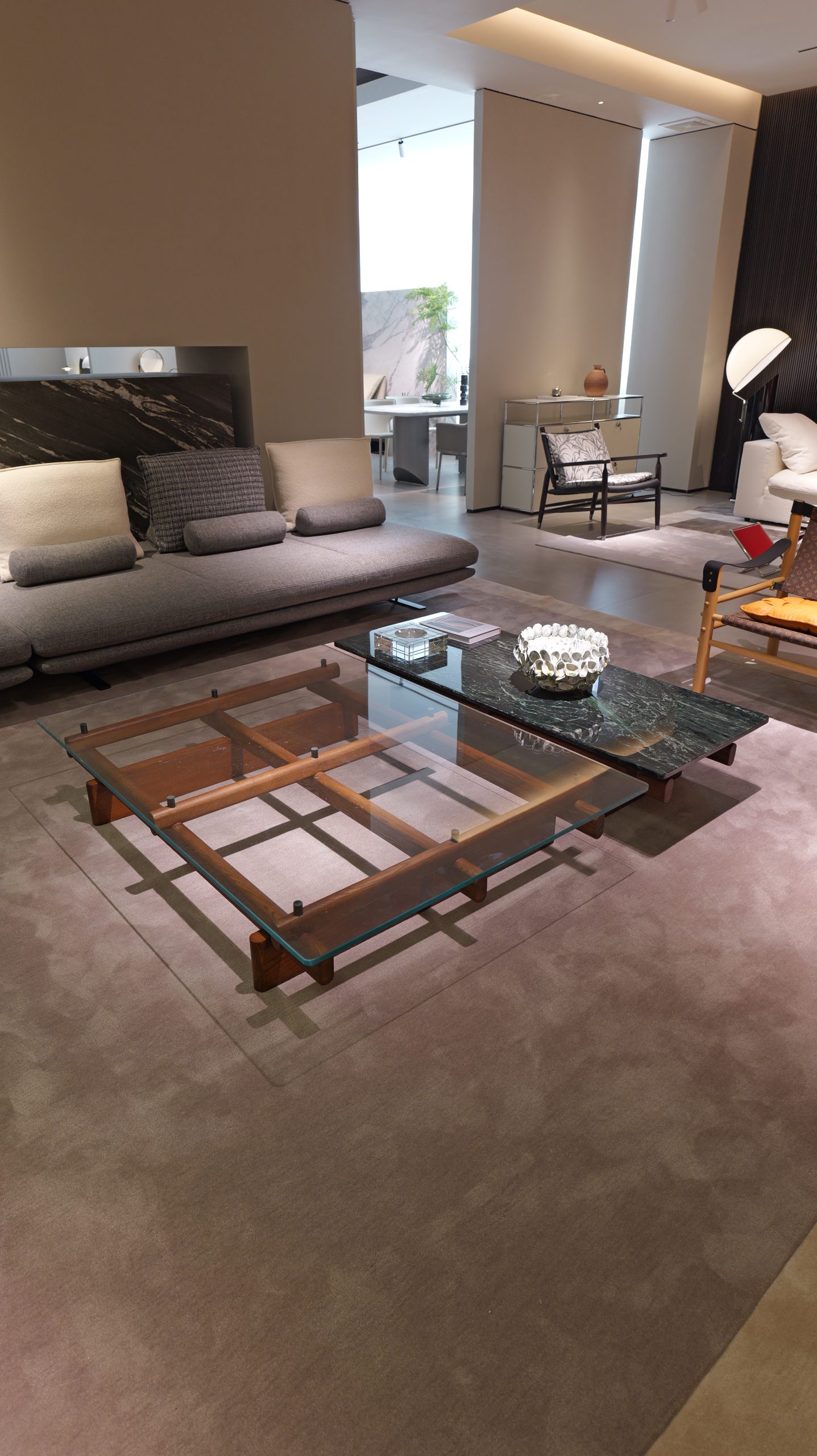 Sengu Coffee table 2