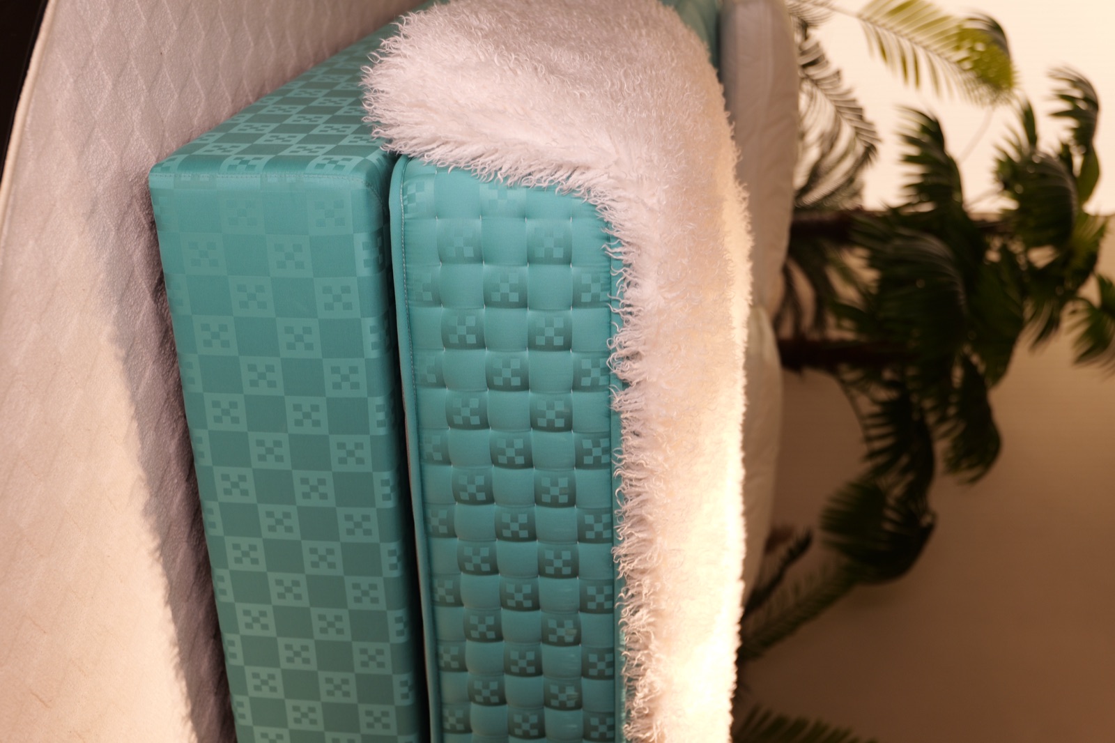 Bedrock mattress material and finish detail