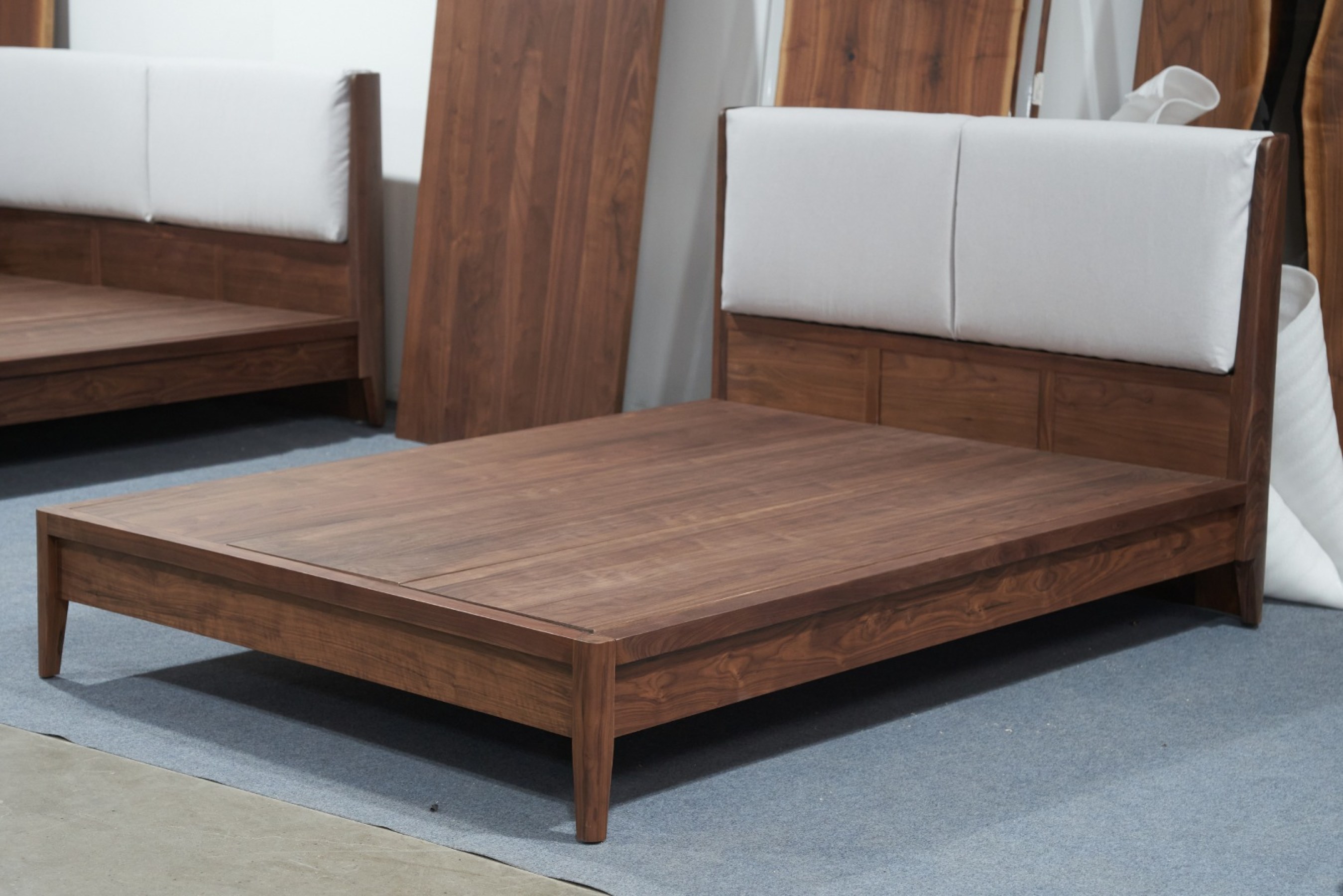 Black Walnut Furniture Customization 016 Materials & Craft