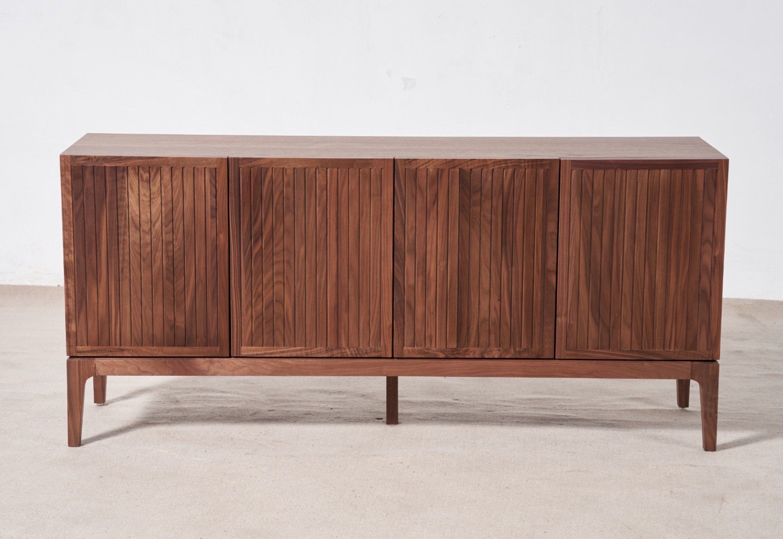 Black Walnut Furniture Customization 016 Materials & Craft