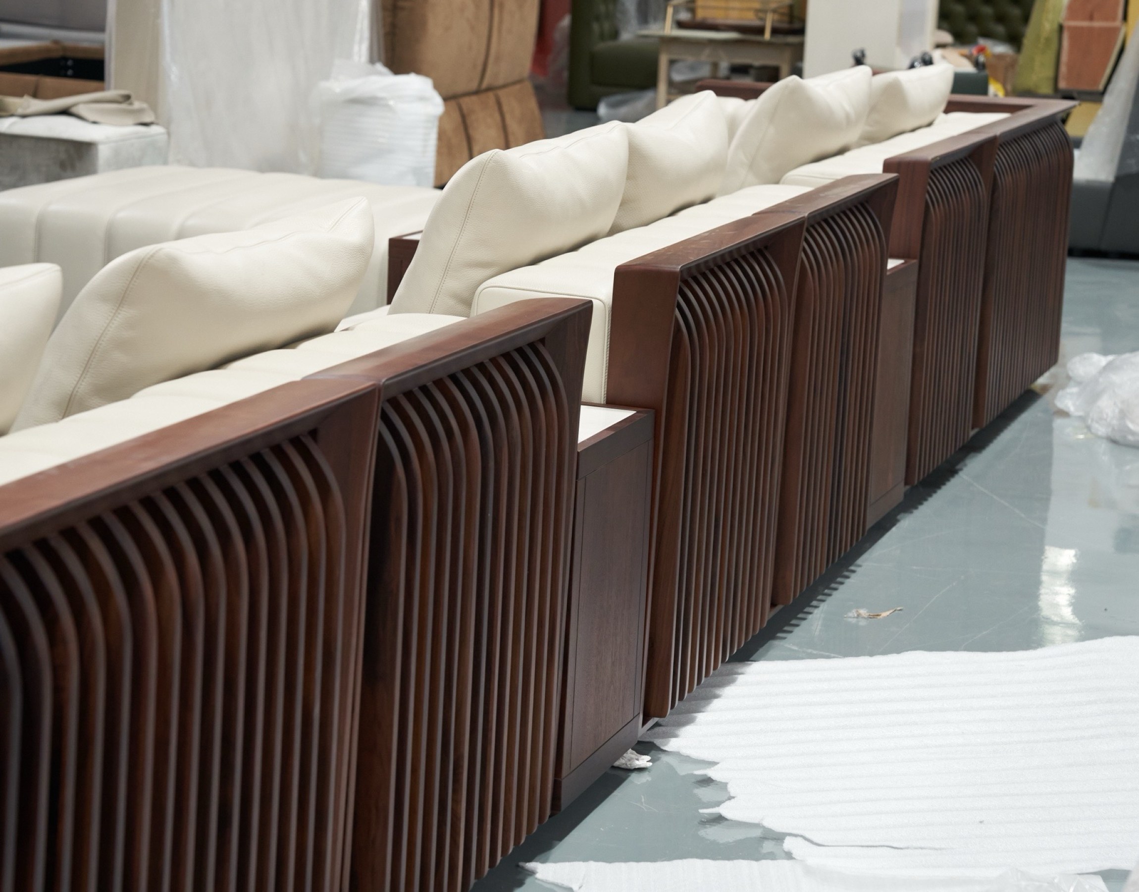 Black Walnut Furniture Customization 016 Materials & Craft