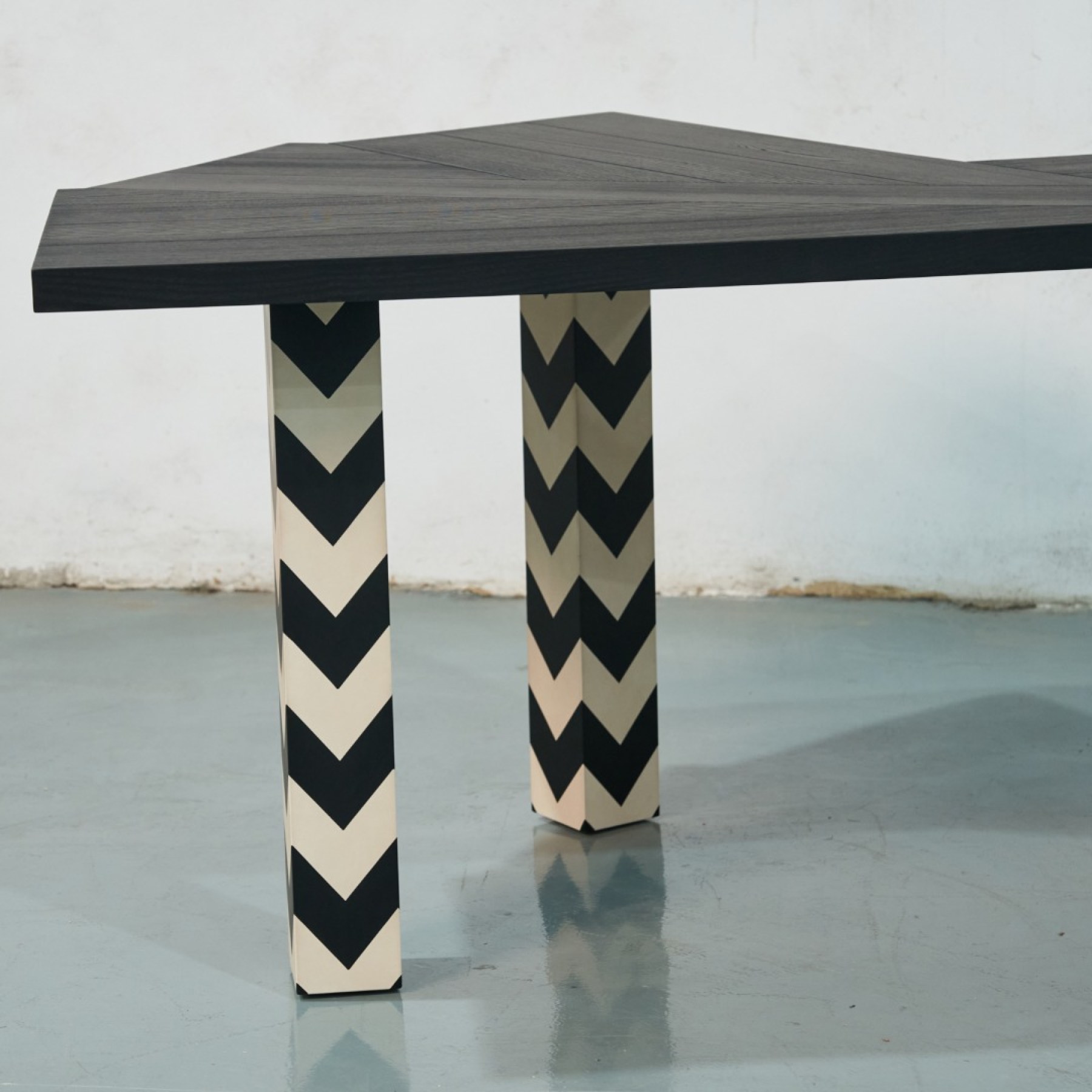 Custom Table Design 063 Study